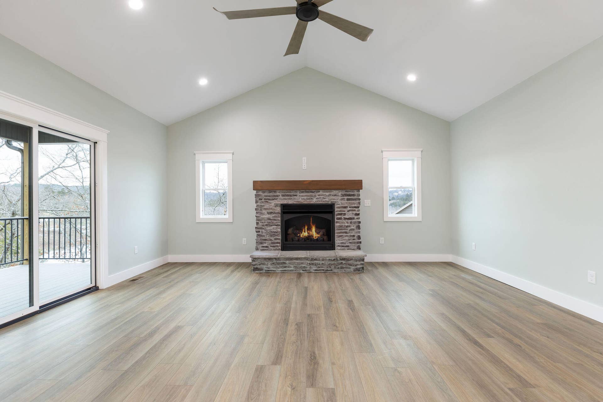 411SilverwoodCir-6