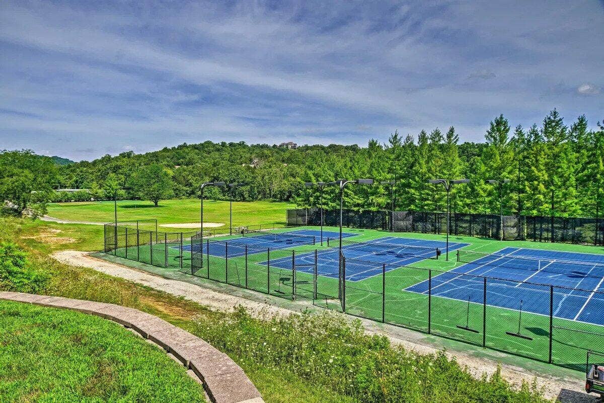 Tennis