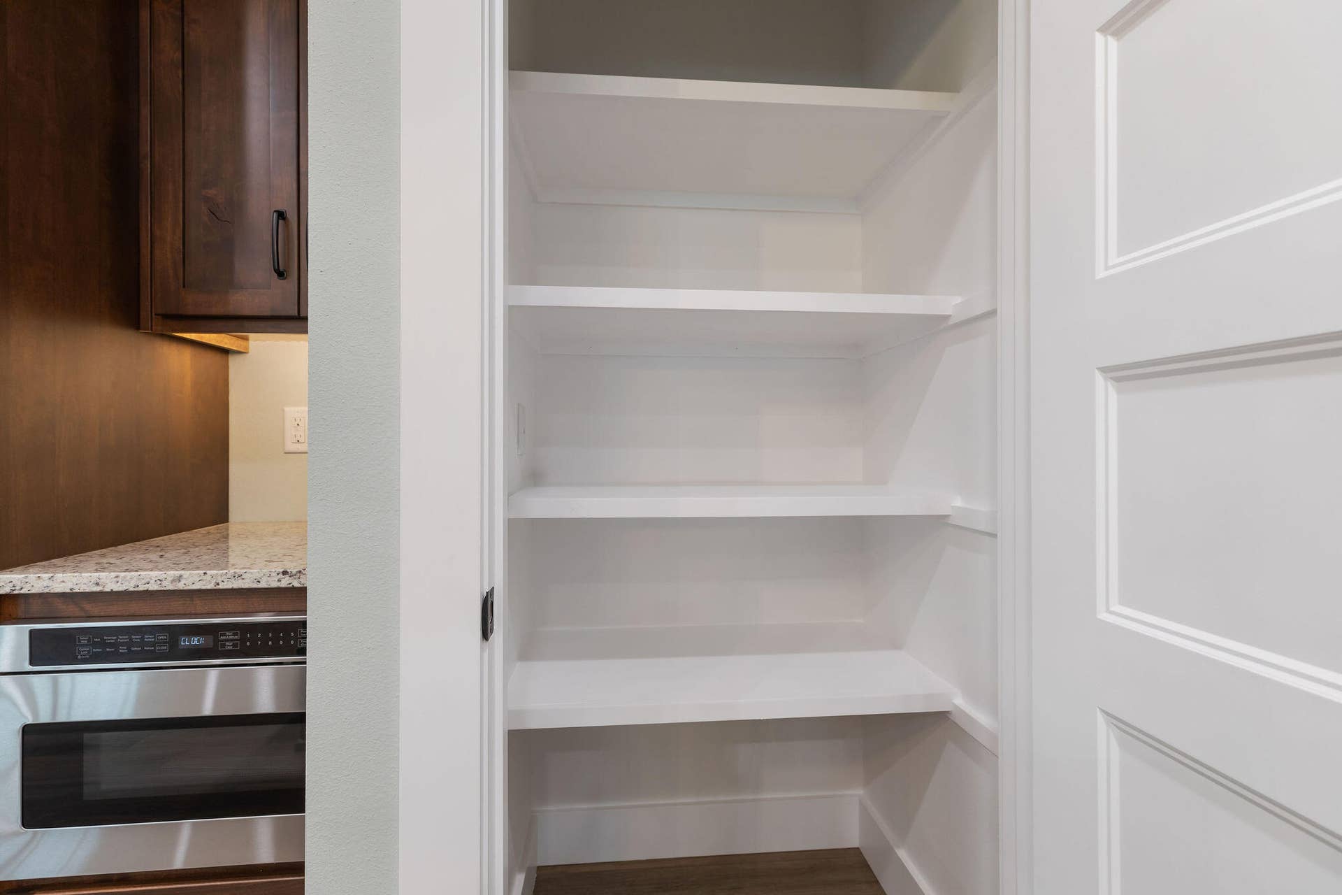 411SilverwoodCir-14