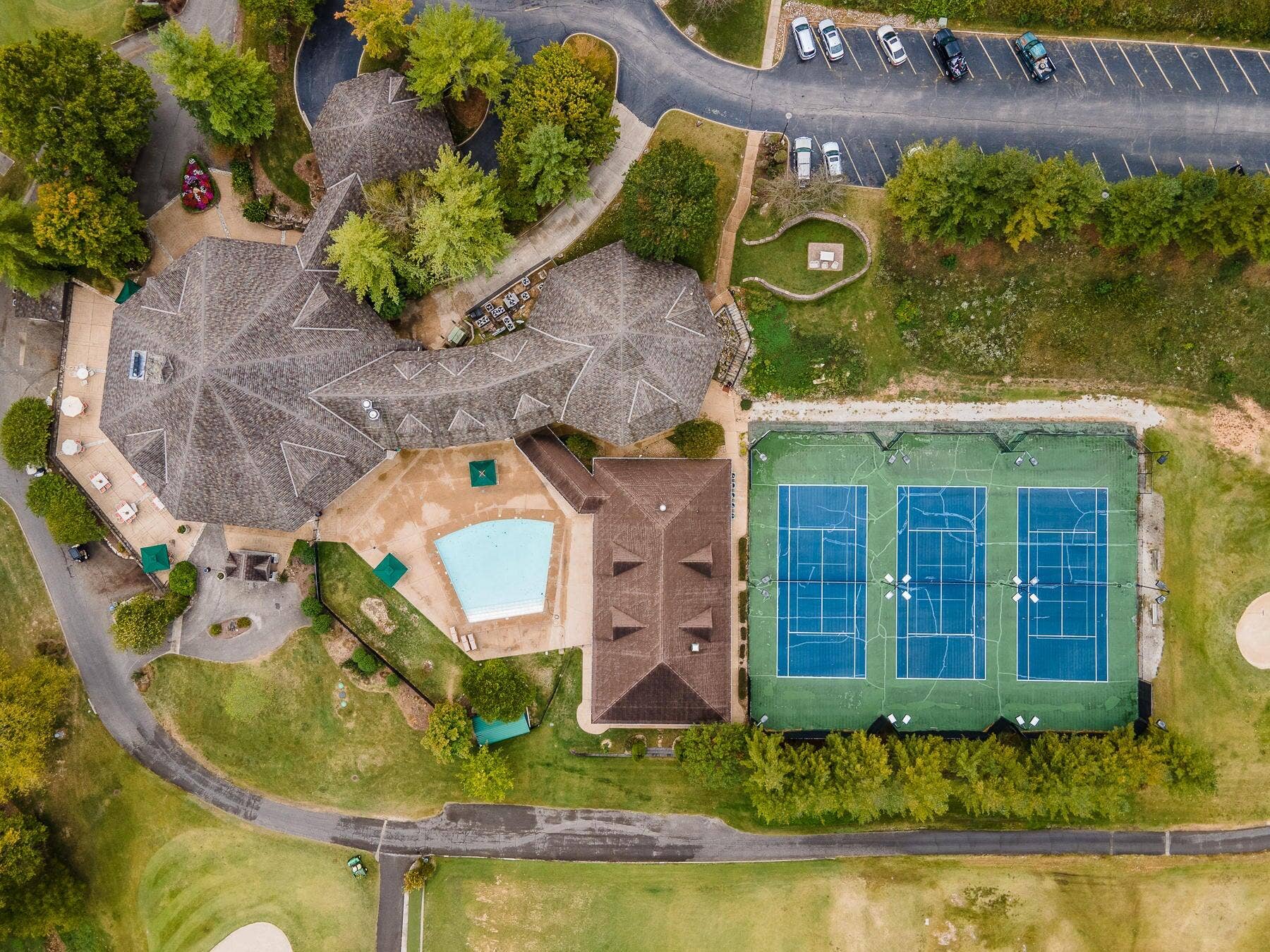 Clubhouse, Pool & Tennis
