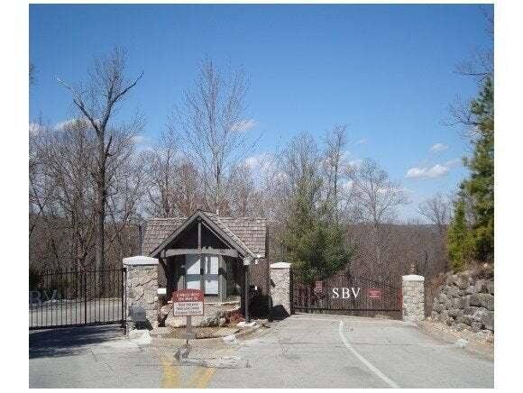The East Entrance Gate to Stonebridge