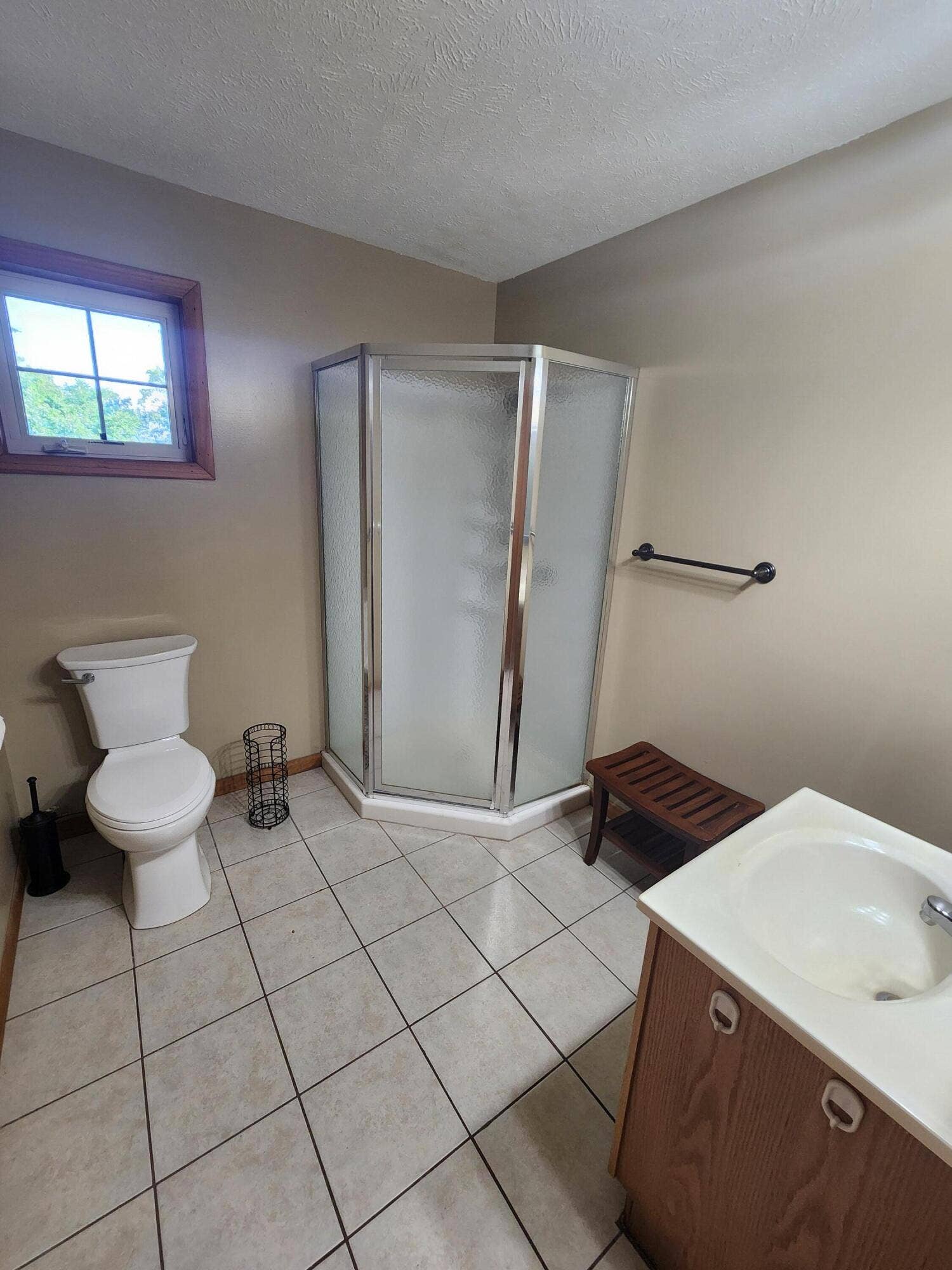 610 Double O Nine Road, Reeds Spring, MO 65737 LOWER 3RD FULL BATH