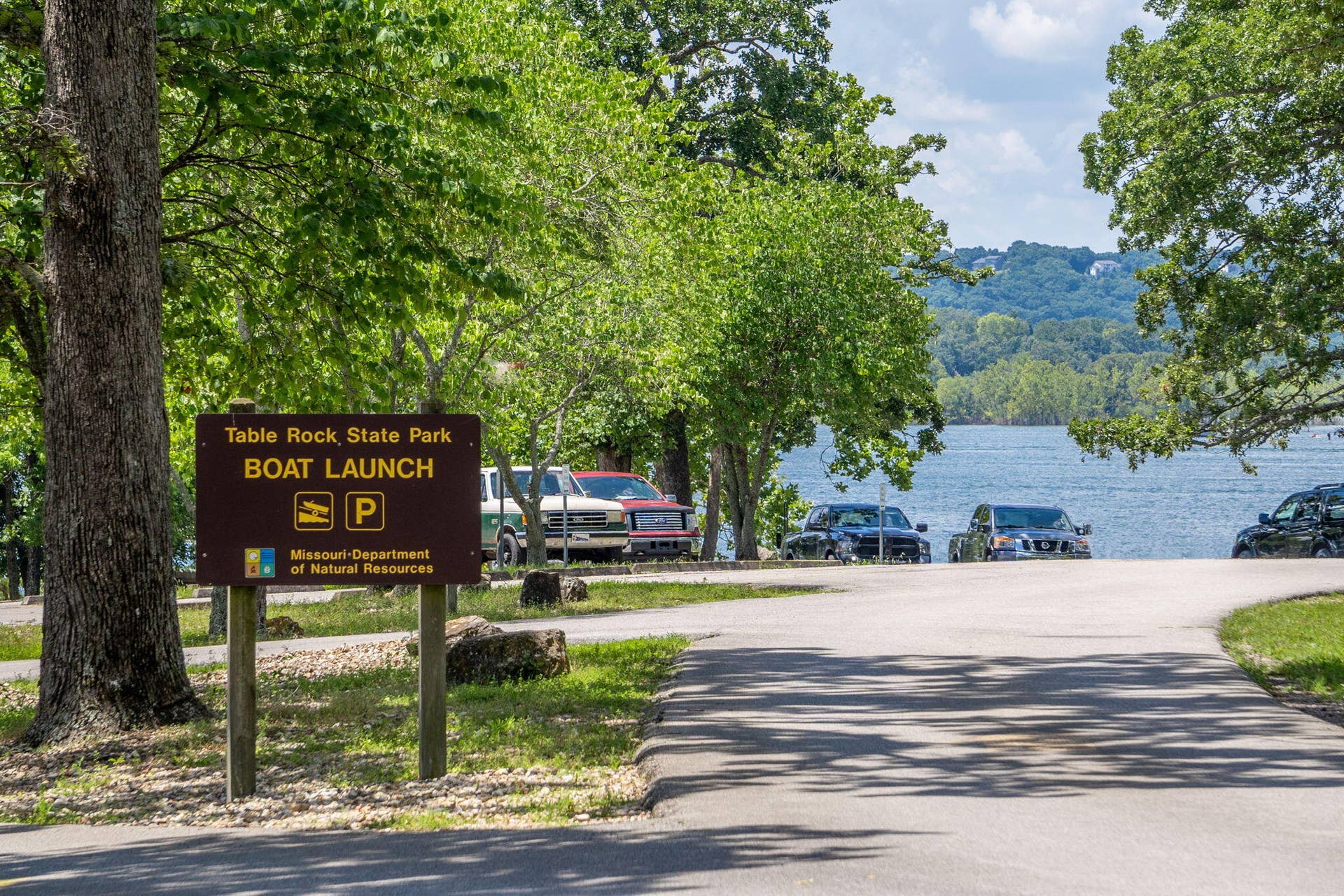 STATE PARK MARINA AND FISH HATCHERY  (29