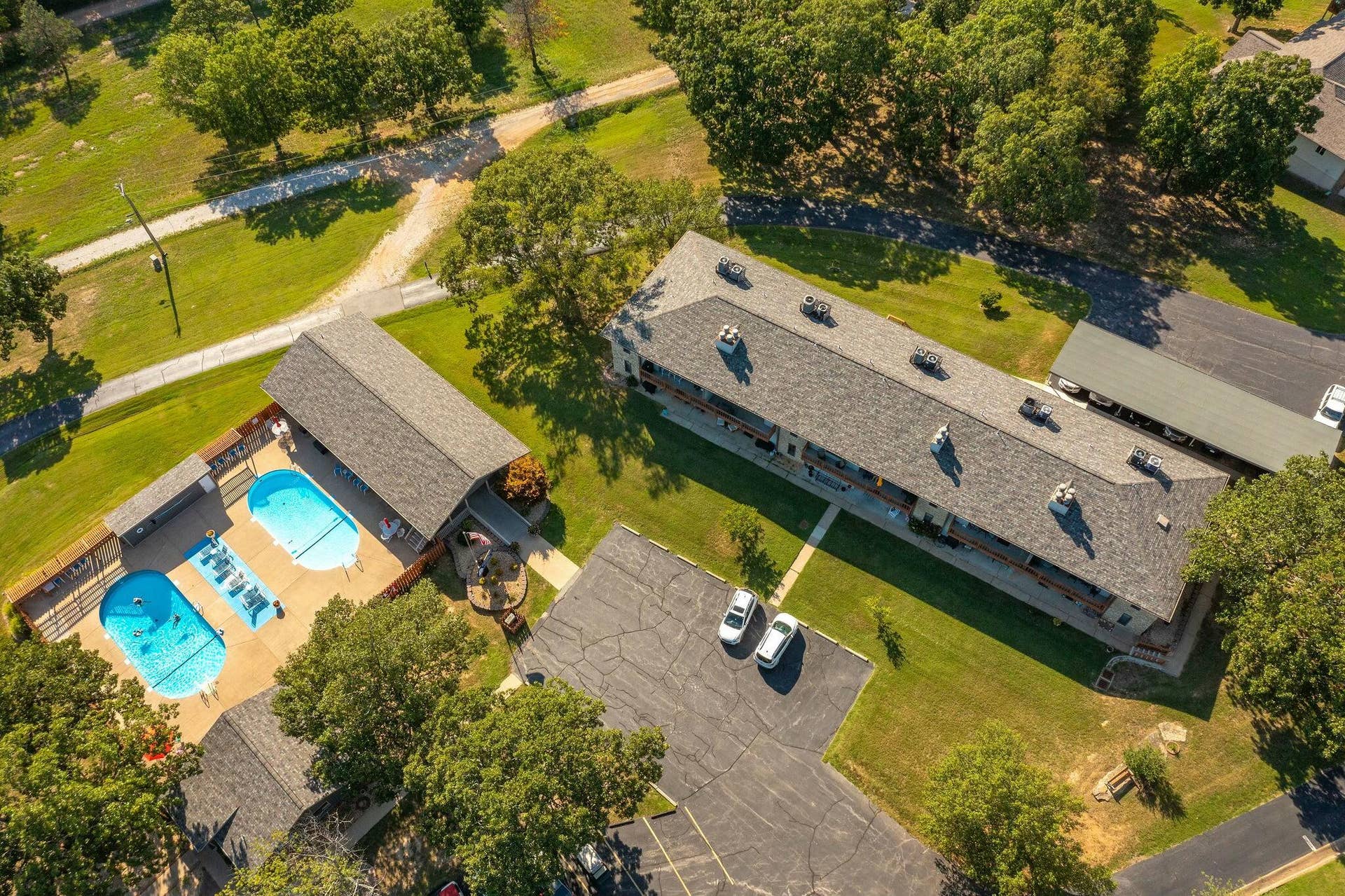 165 Keel Lane, #4, Kimberling City, MO 65686 Clubhouse pool areal