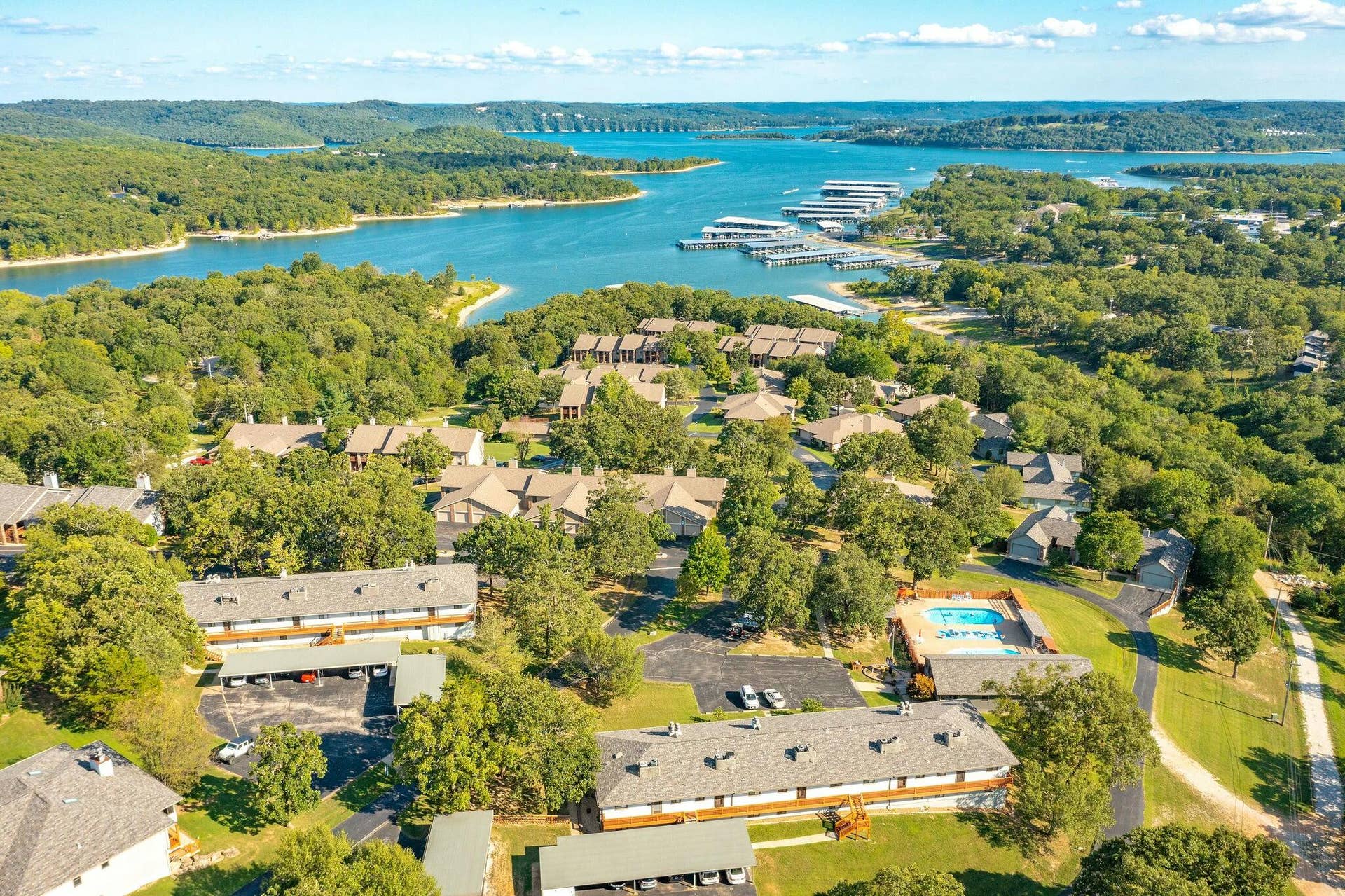 165 Keel Lane, #4, Kimberling City, MO 65686 Areal and lake