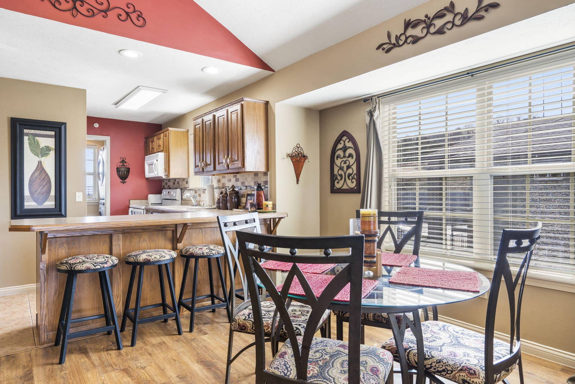 Dedicated Dining Area