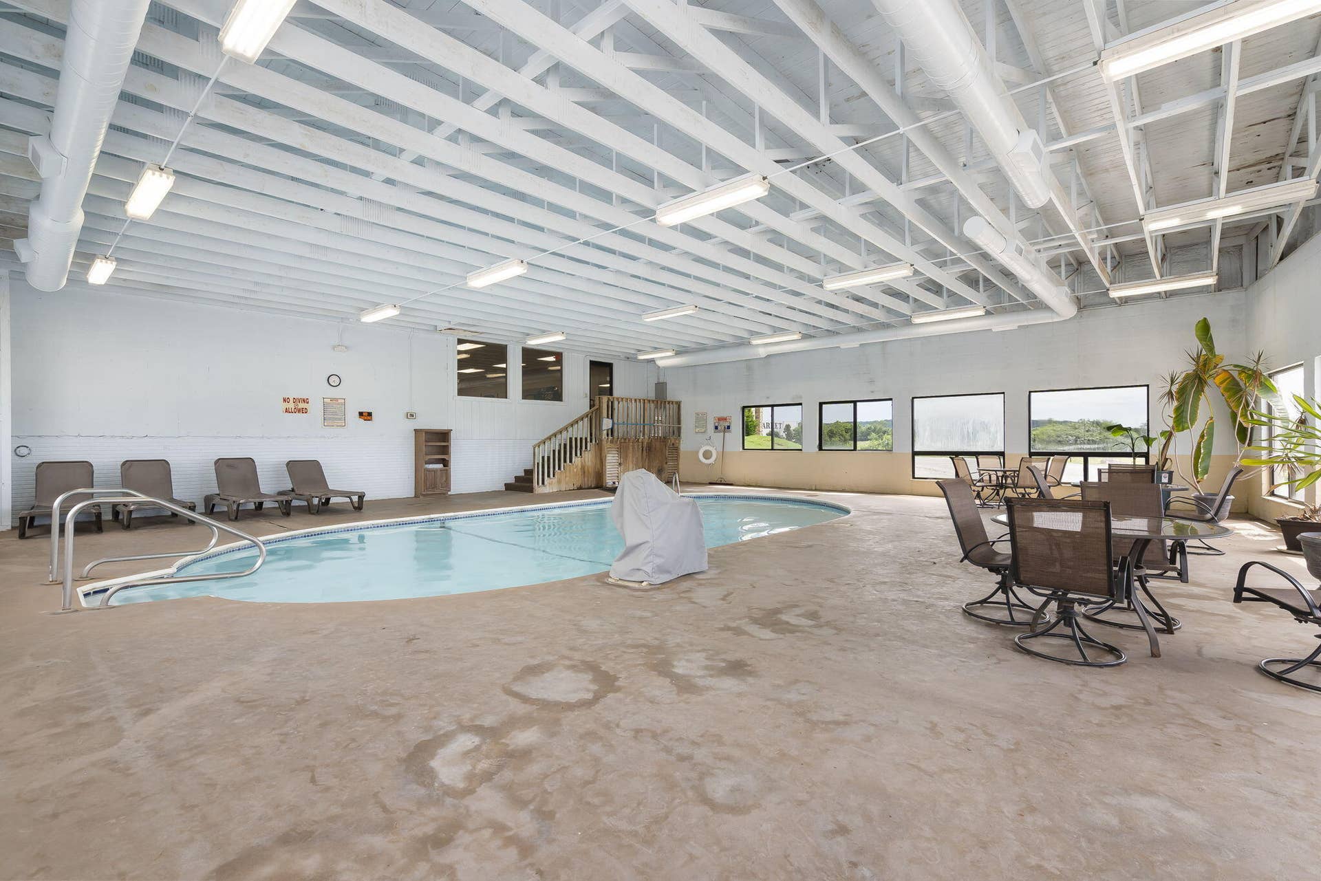 100 Getaway Circle, #127, Kimberling City, MO 65686 53-web-or-mls-DSC00426