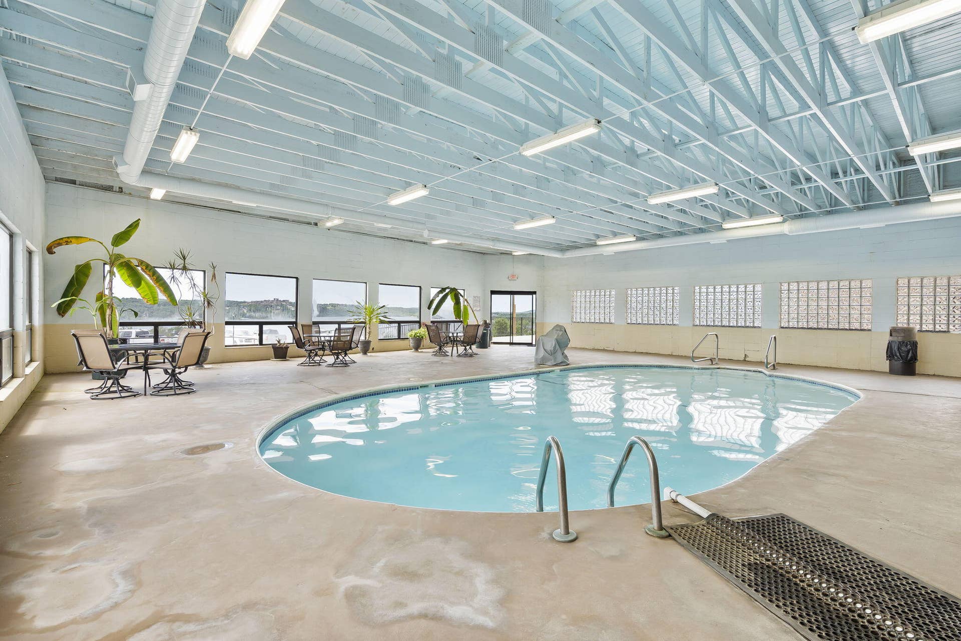 100 Getaway Circle, #127, Kimberling City, MO 65686 54-web-or-mls-DSC00423
