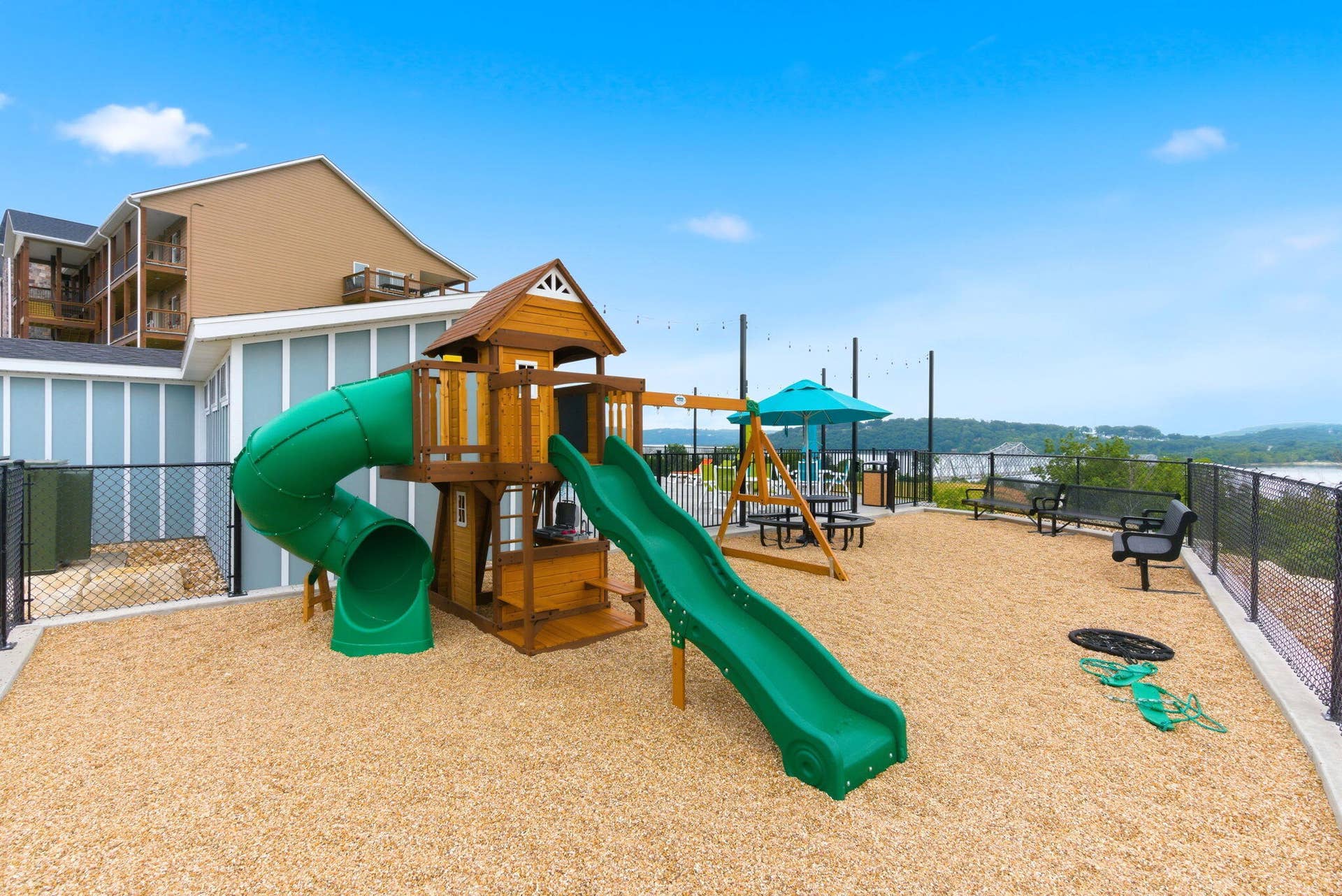 33-web-or-mls-Community Amenities_HWJ041