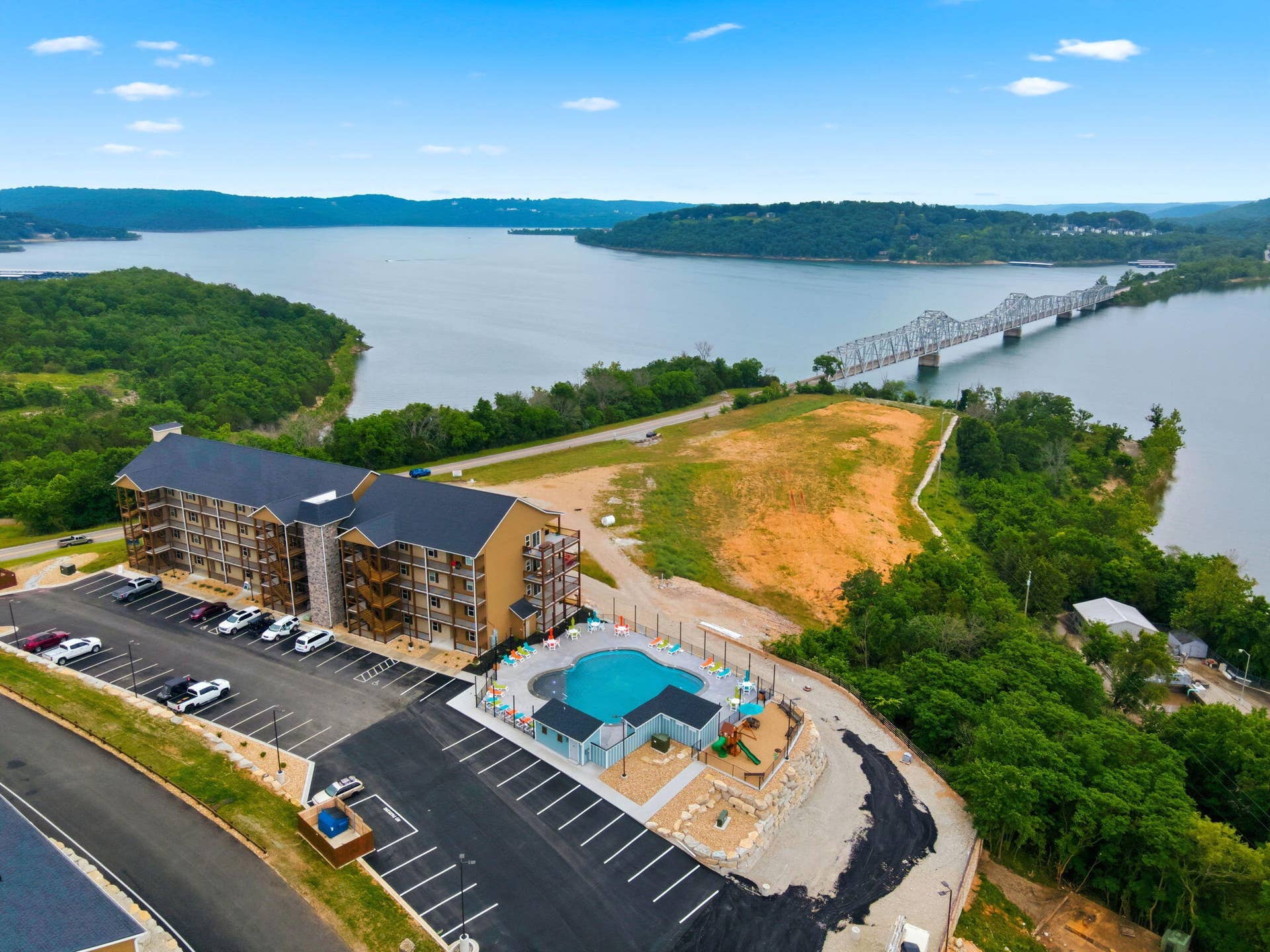42-web-or-mls-Community AmmenitiesDJI_00