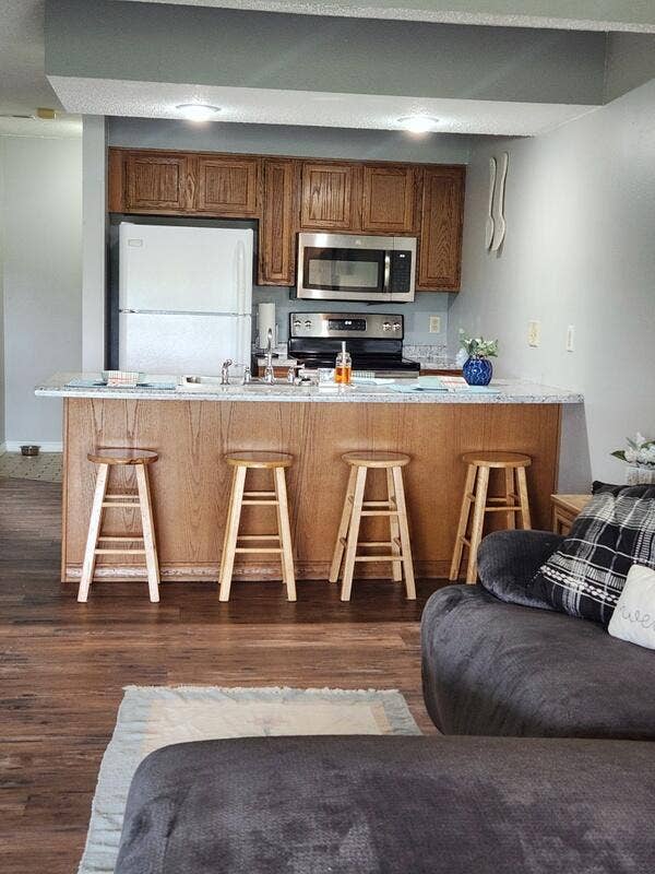 388 Notch Lane, #12, Branson West, MO 65737 Breakfast Bar