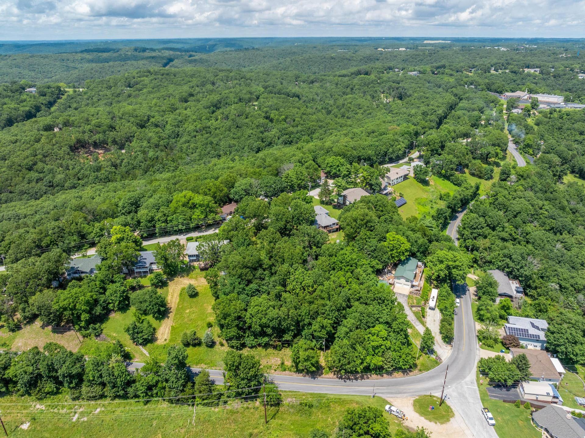 000 Hillcrest Drive, Kimberling City, MO 65686 Table Rock Lake Built Site Acreage