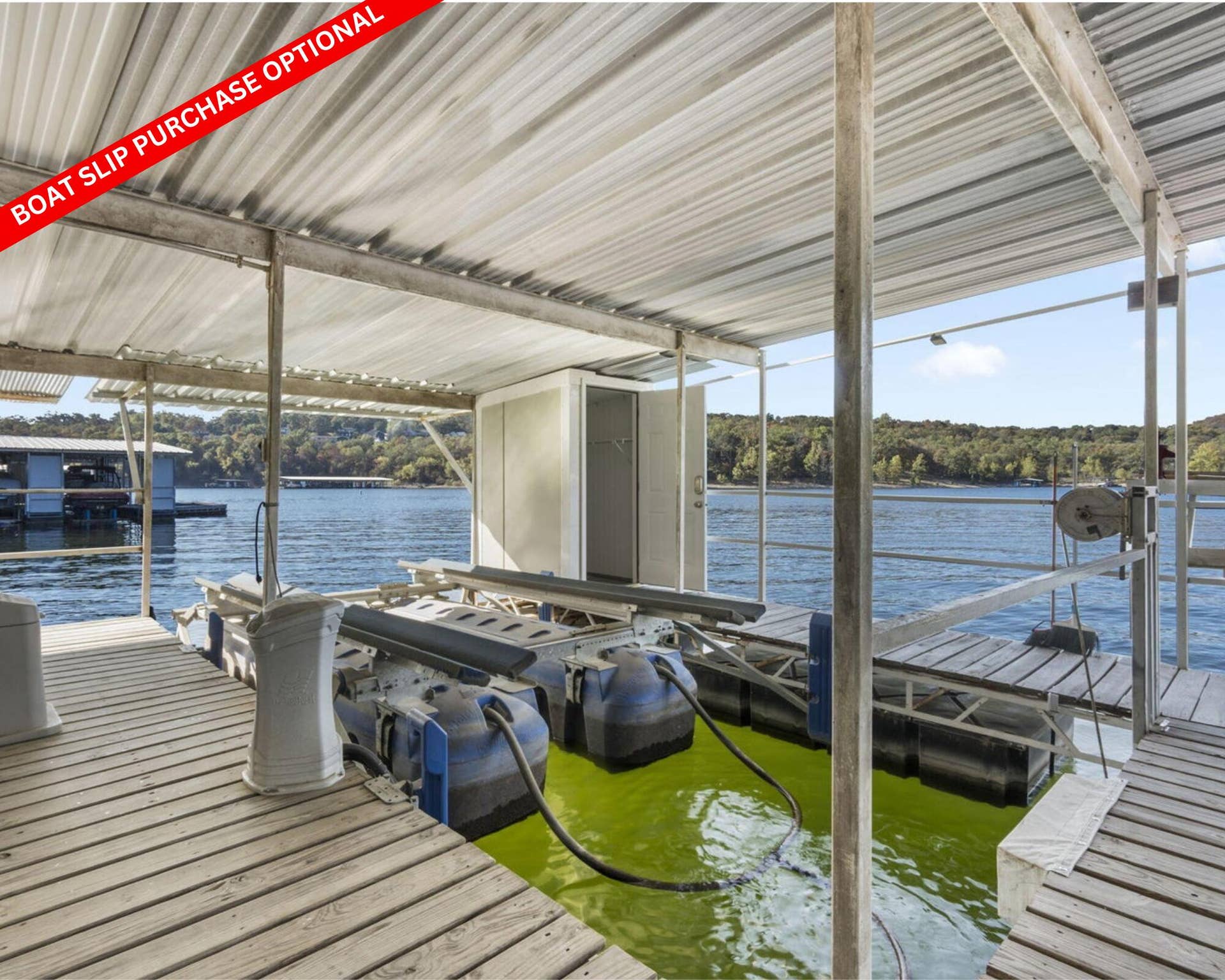 000 Hillcrest Drive, Kimberling City, MO 65686 3rd Party Boat Slip