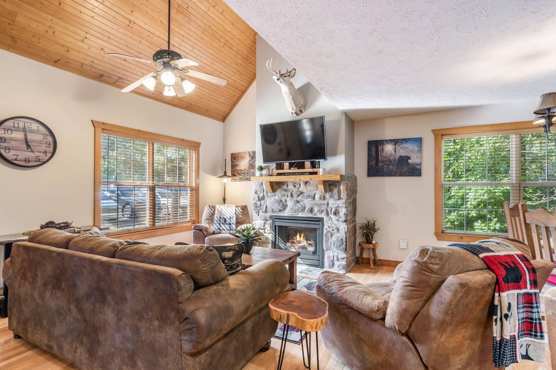 17 Olivia Ct 102A (11)