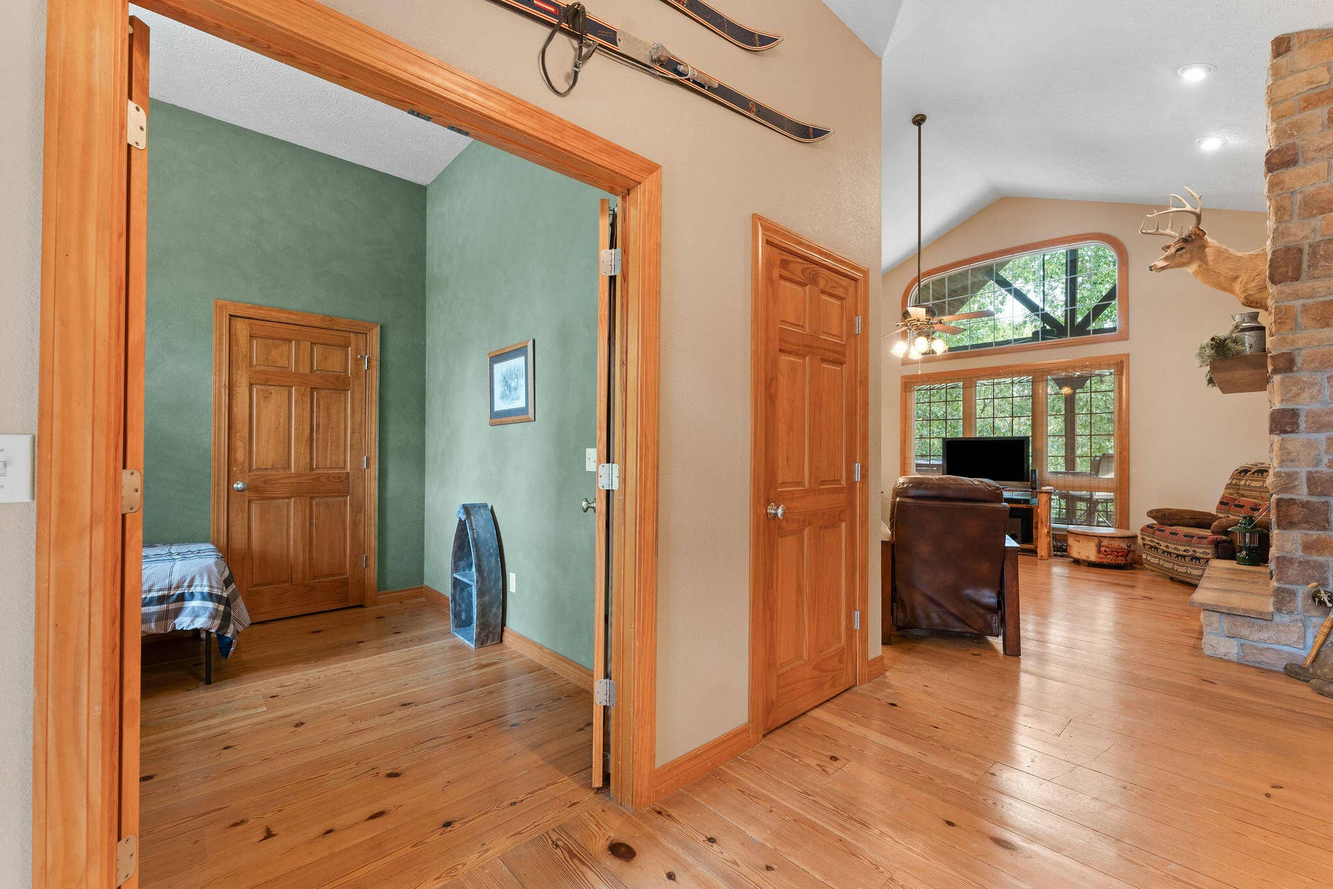 2296 Talking Rocks Road, Branson West, MO 65737 Beautiful Hardwood Flooring