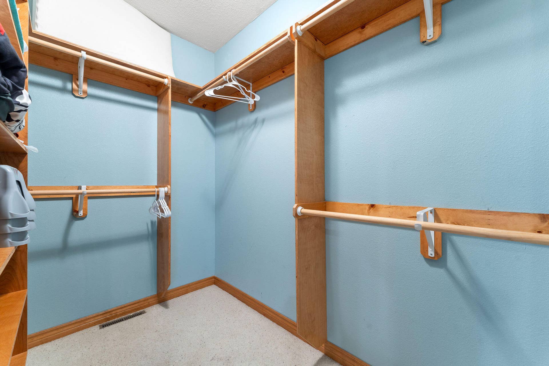 2296 Talking Rocks Road, Branson West, MO 65737 Storage