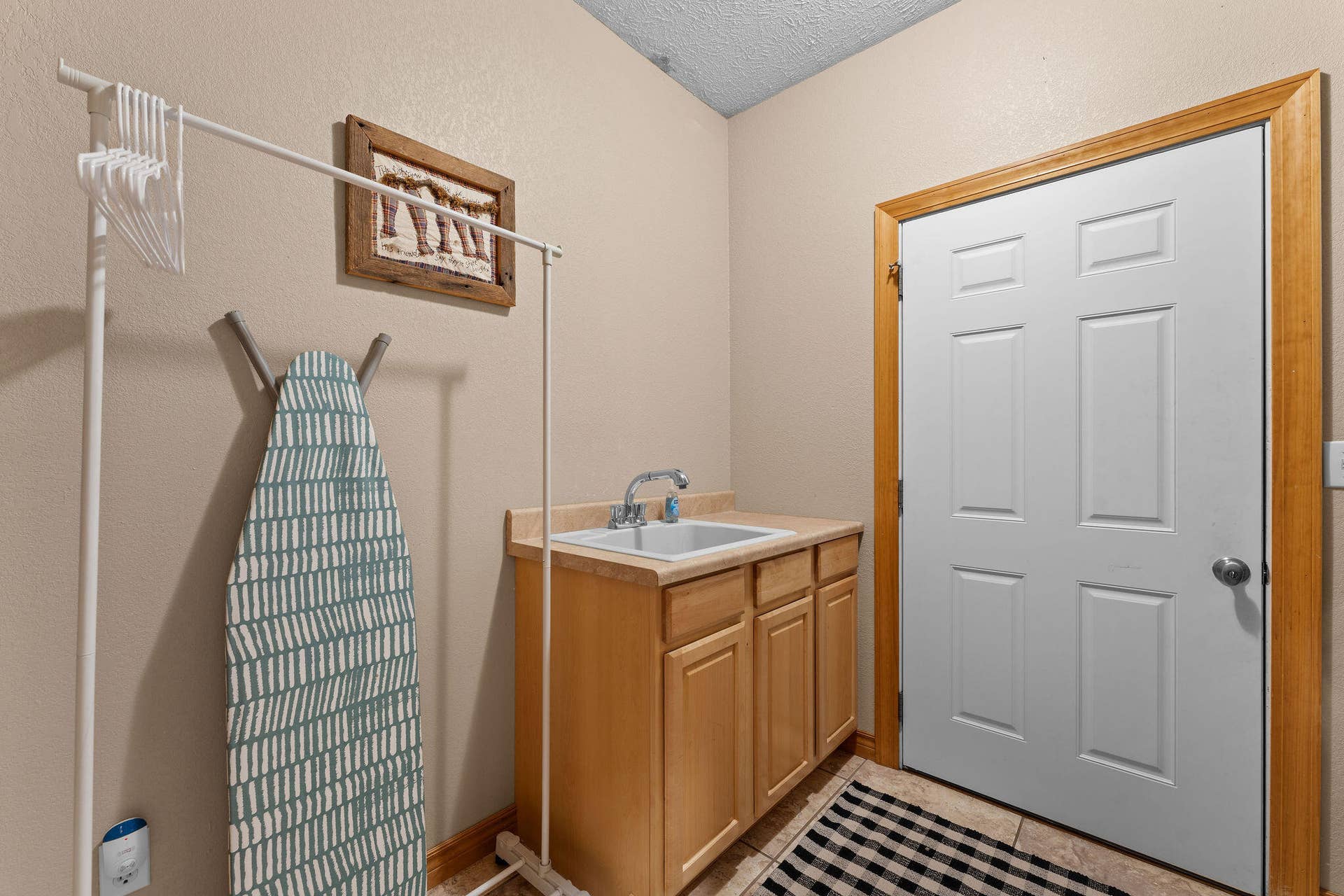 2296 Talking Rocks Road, Branson West, MO 65737 Laundry Room Leading to Garage