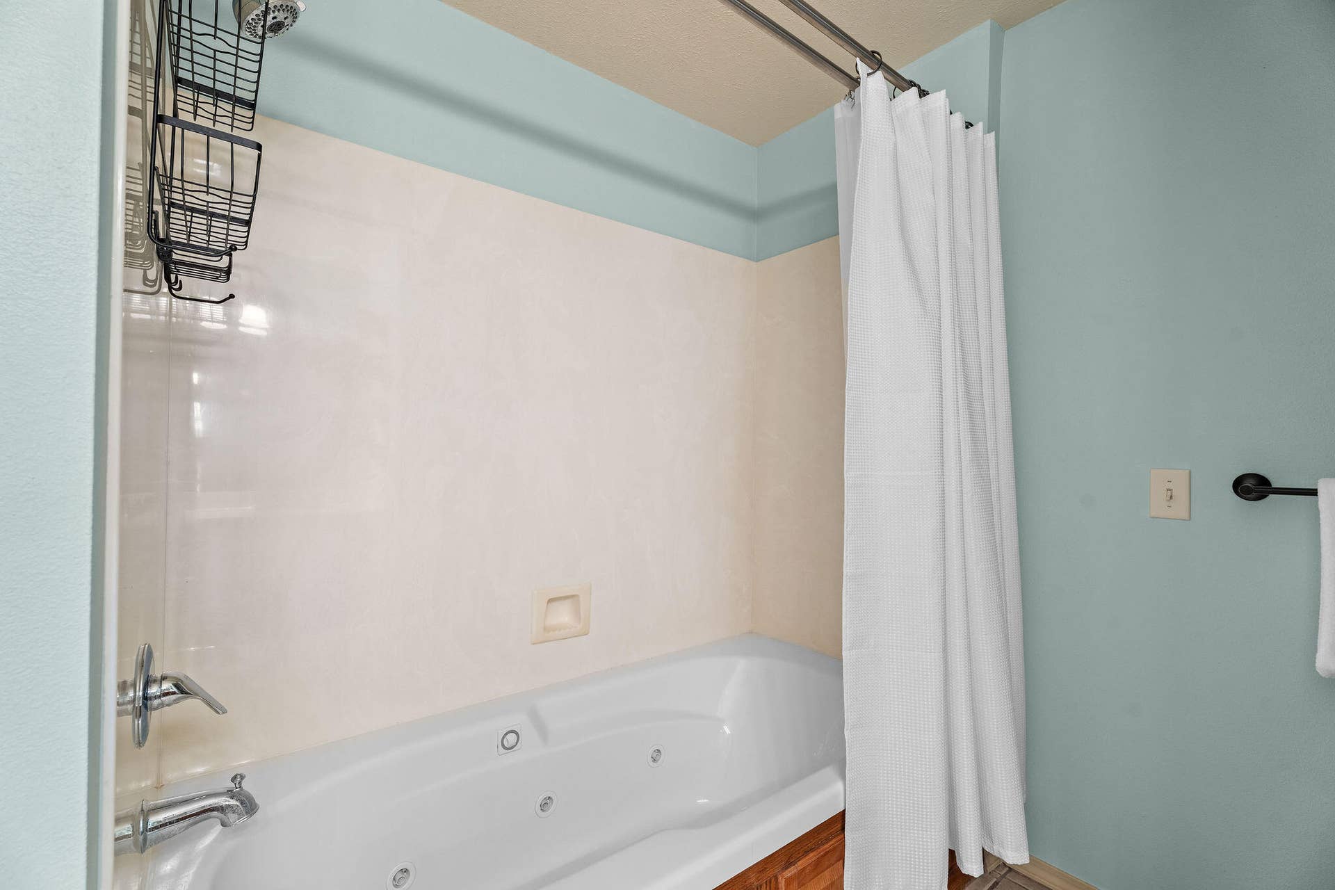 Jetted Tub