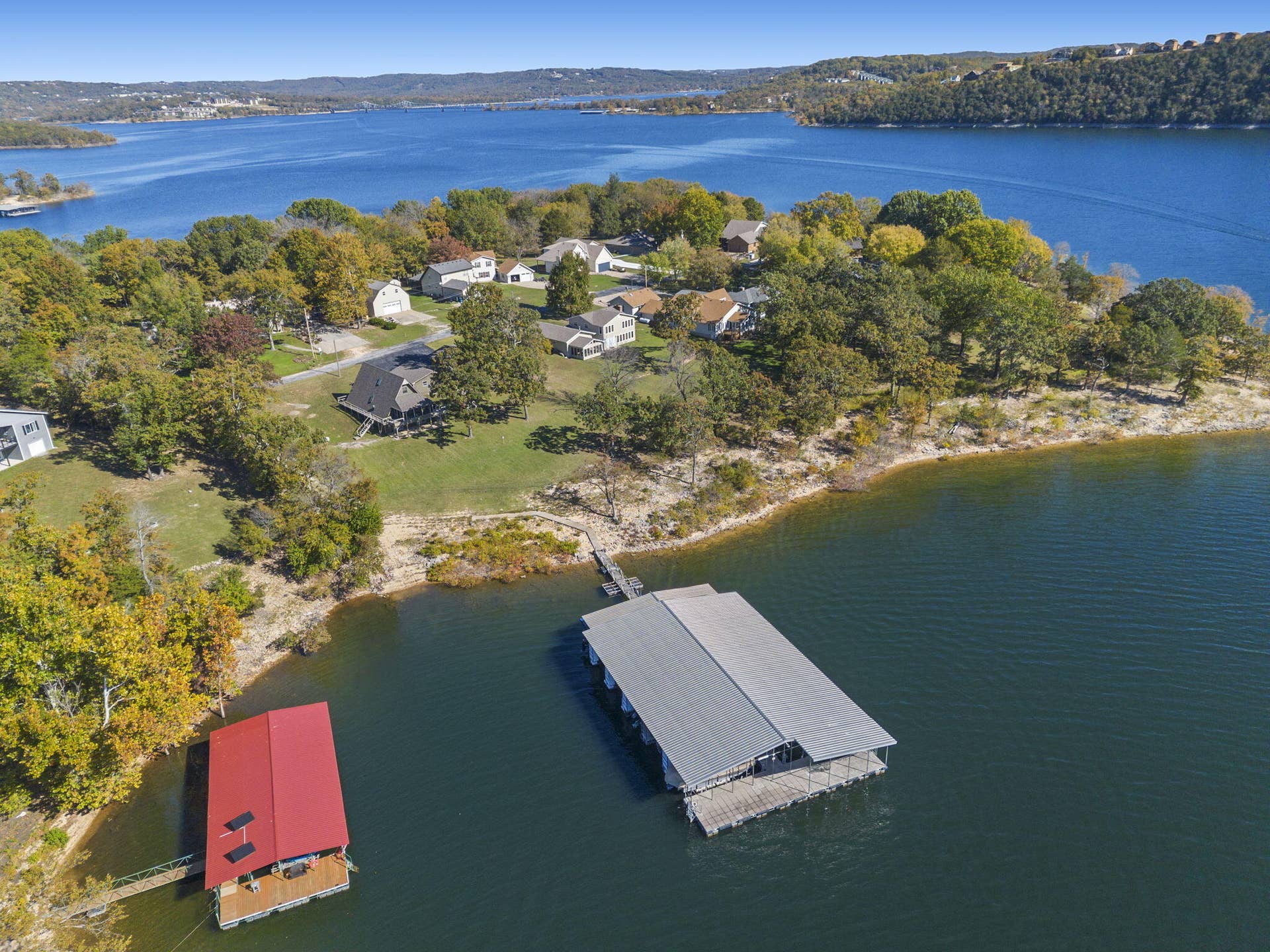 Table Rock Lakefront Home Boat Slip
