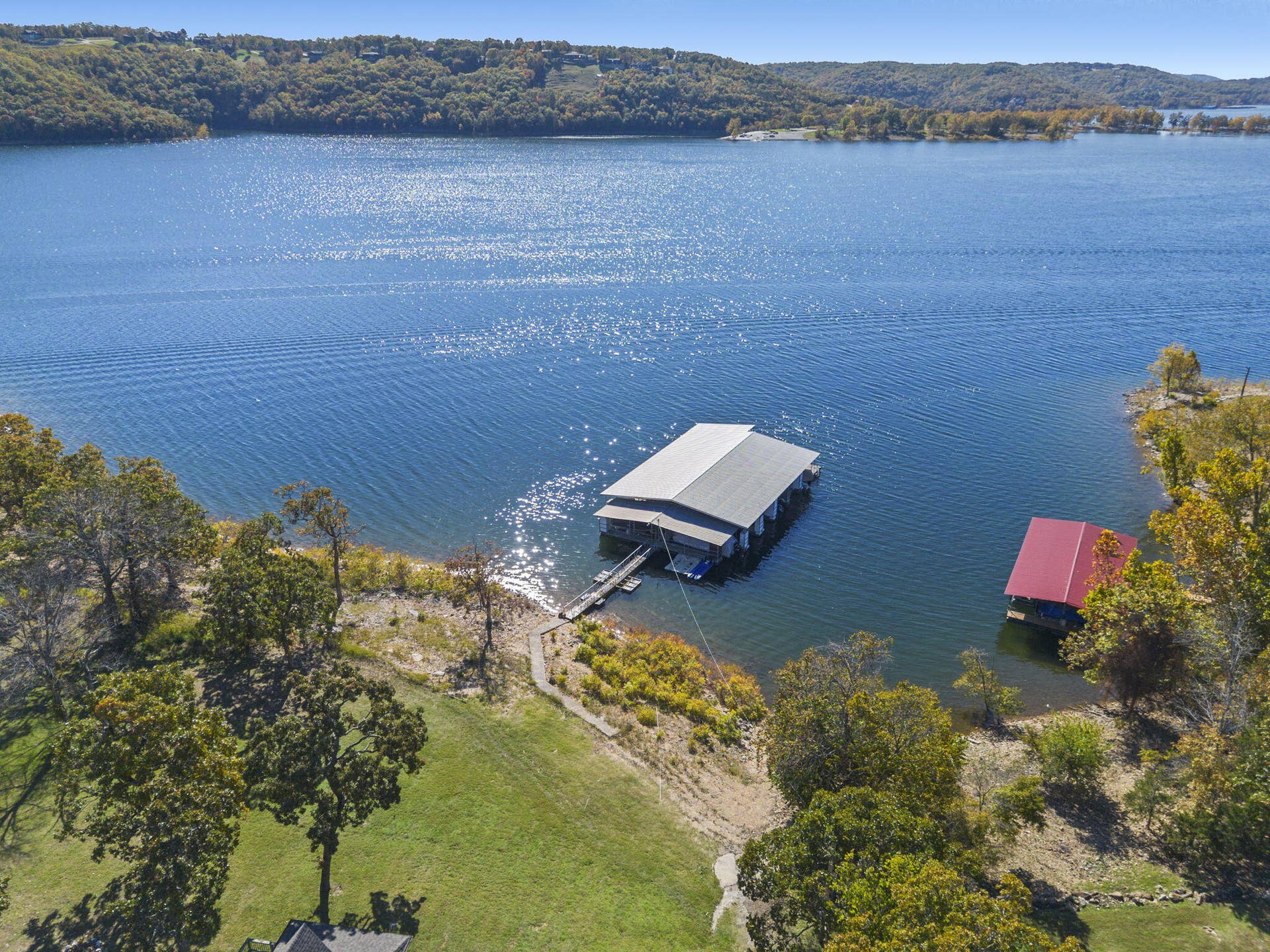 Table Rock Lakefront Home Boat Slip