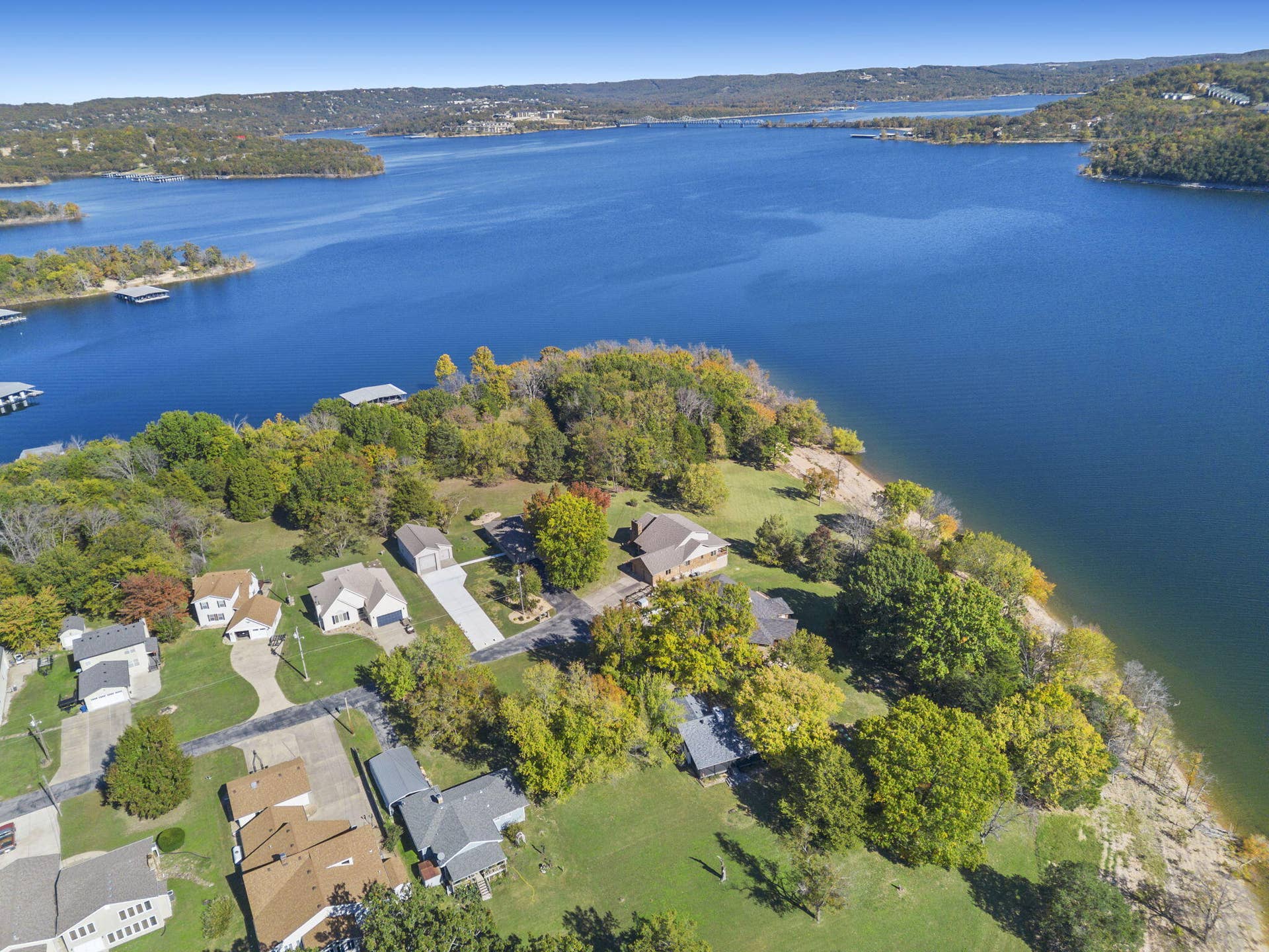 Table Rock Lakefront Home Boat Slip
