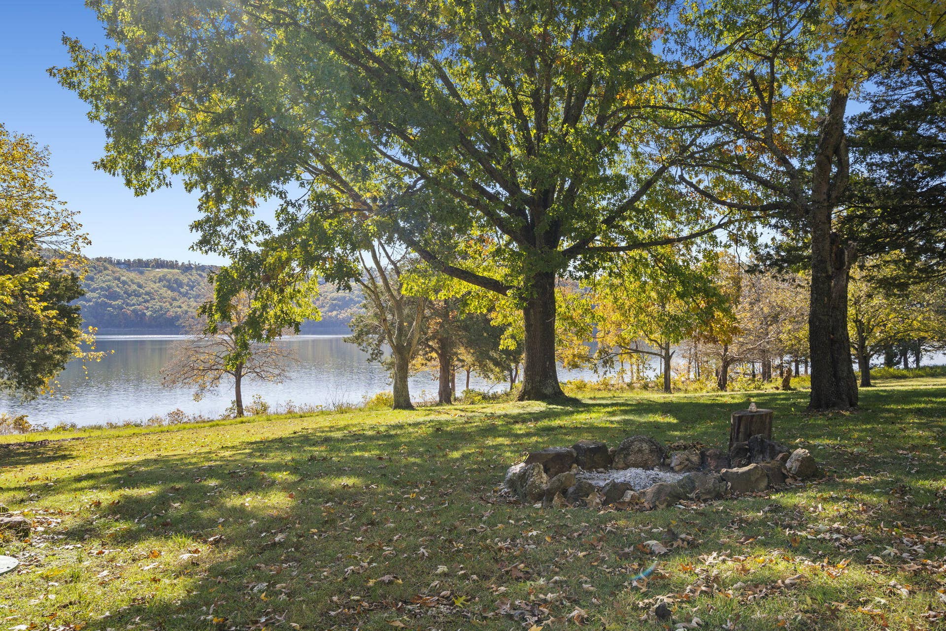 Table Rock Lakefront Home Boat Slip