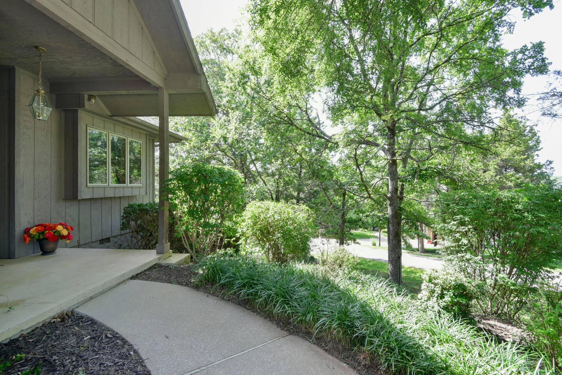 1304 Stoneycreek Lane, Branson West, MO 65737 Front entry