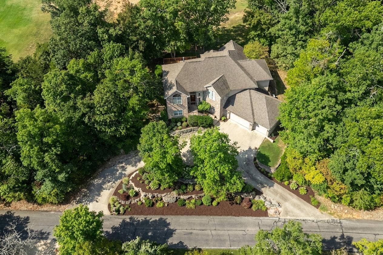 807 Silvercliff Way, Branson West, MO 65737 Drone 1