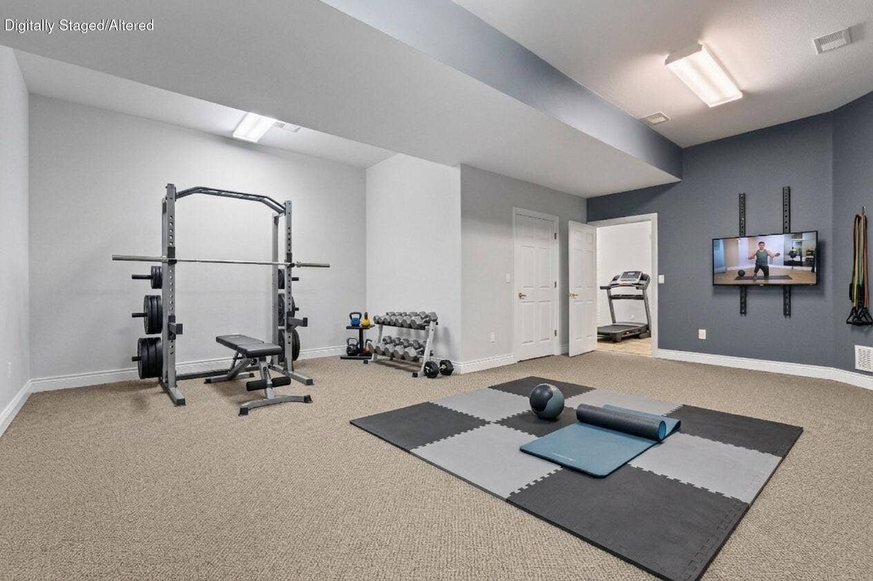 807 Silvercliff Way, Branson West, MO 65737 Home Gym