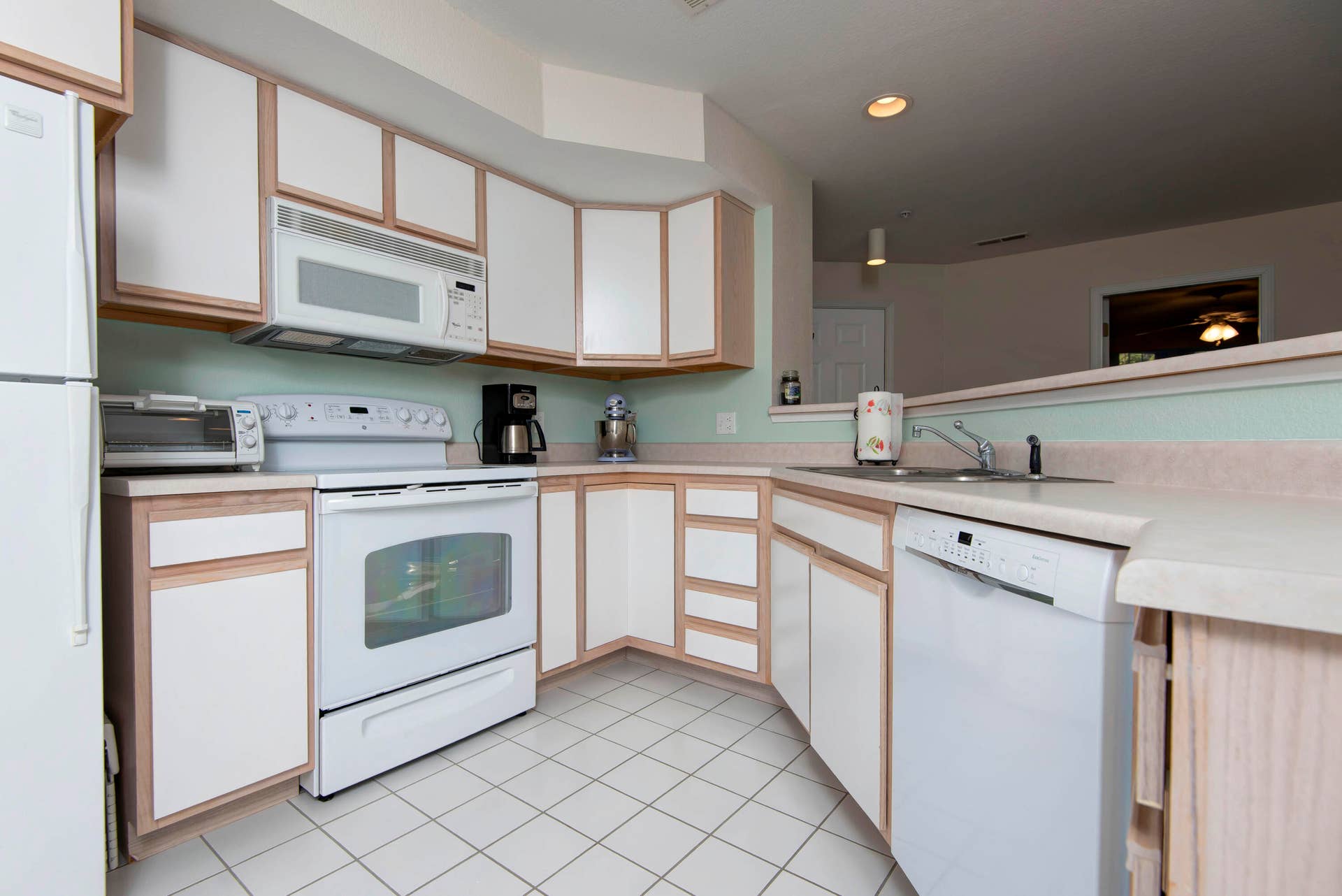 Newer stove and Bosch Dishwasher