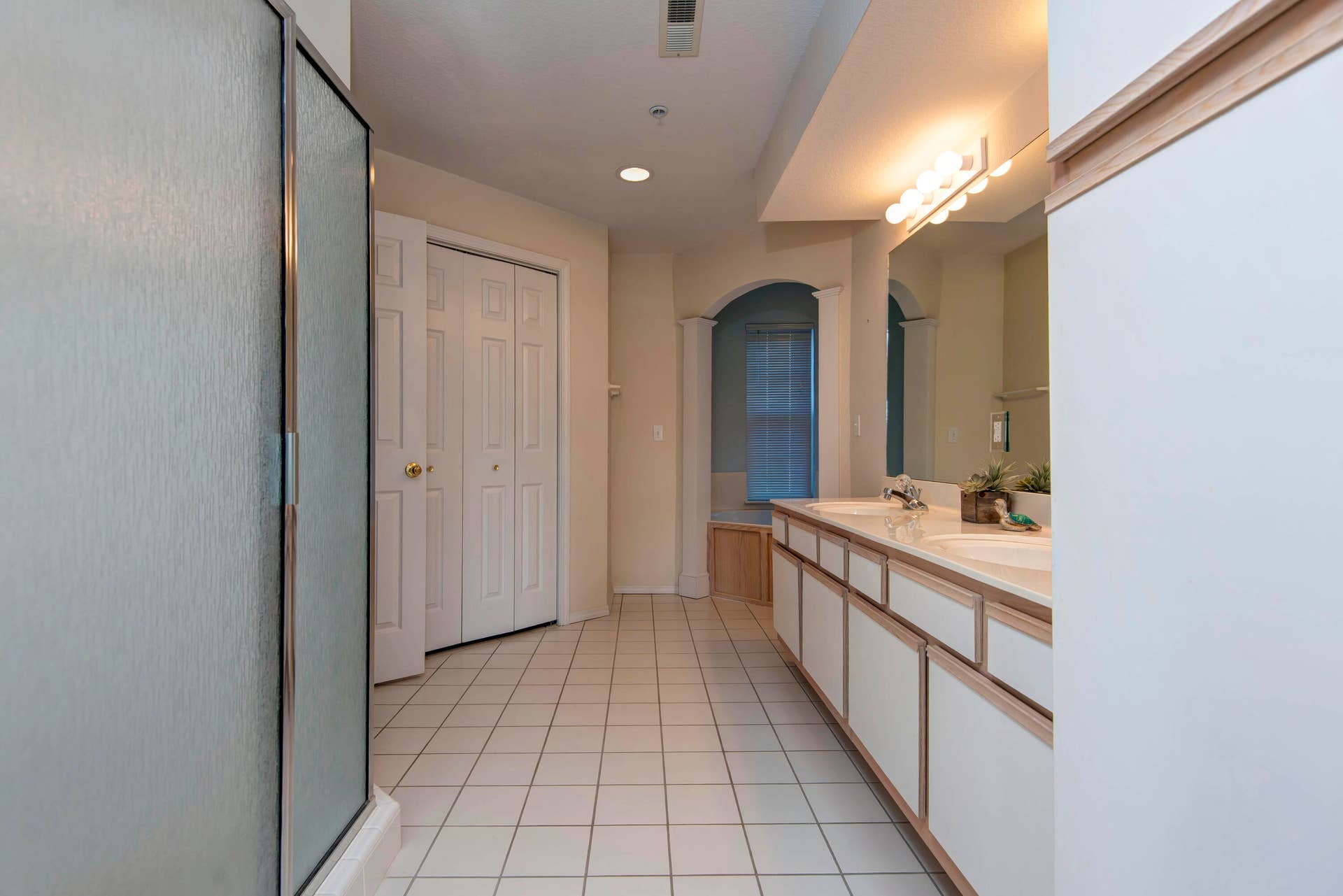 Main Bath
