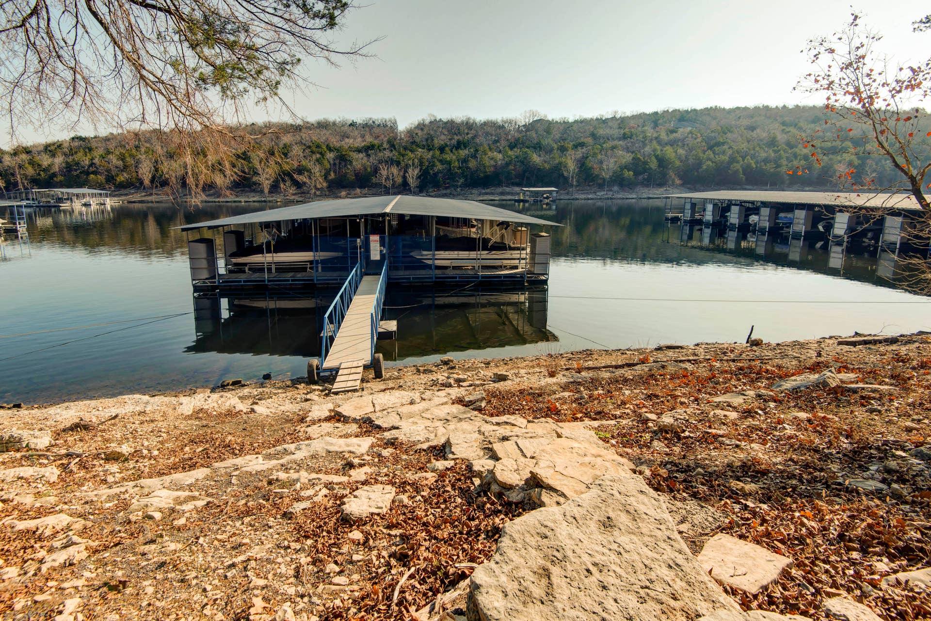 Community boat slip w/lift available.