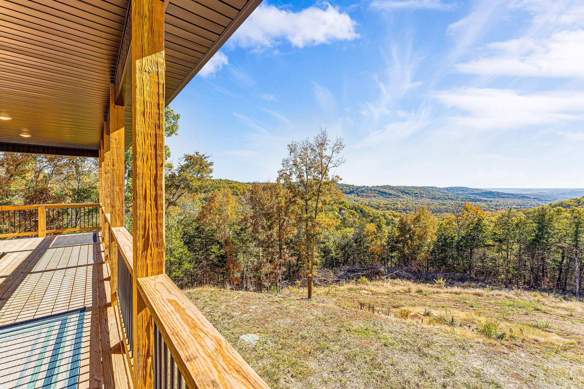157 Rollin Pt, Branson West, MO 65737 Deck view