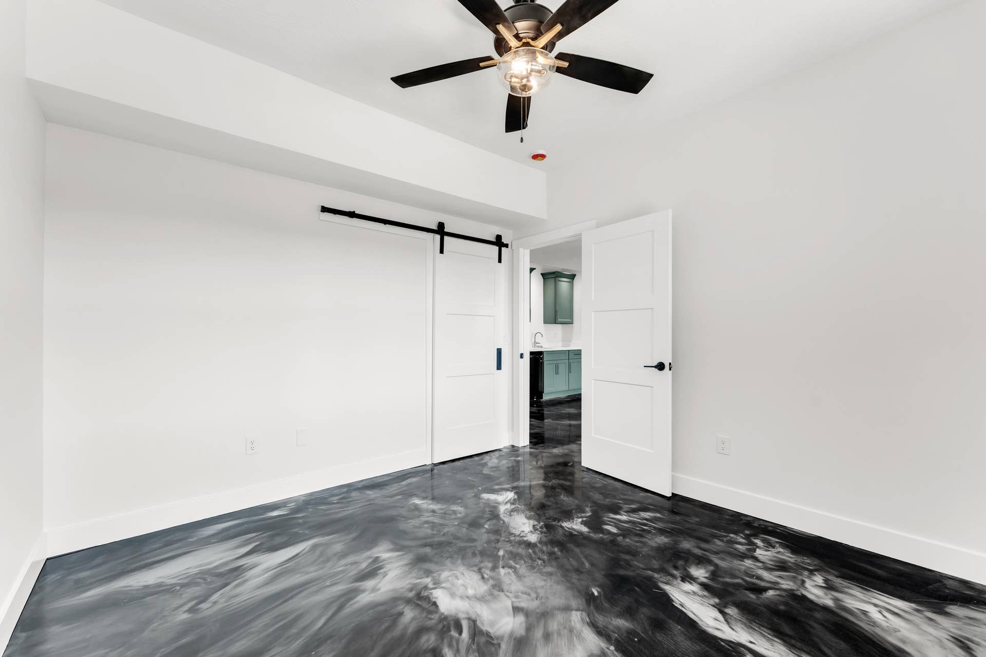 157 Rollin Pt, Branson West, MO 65737 Basement