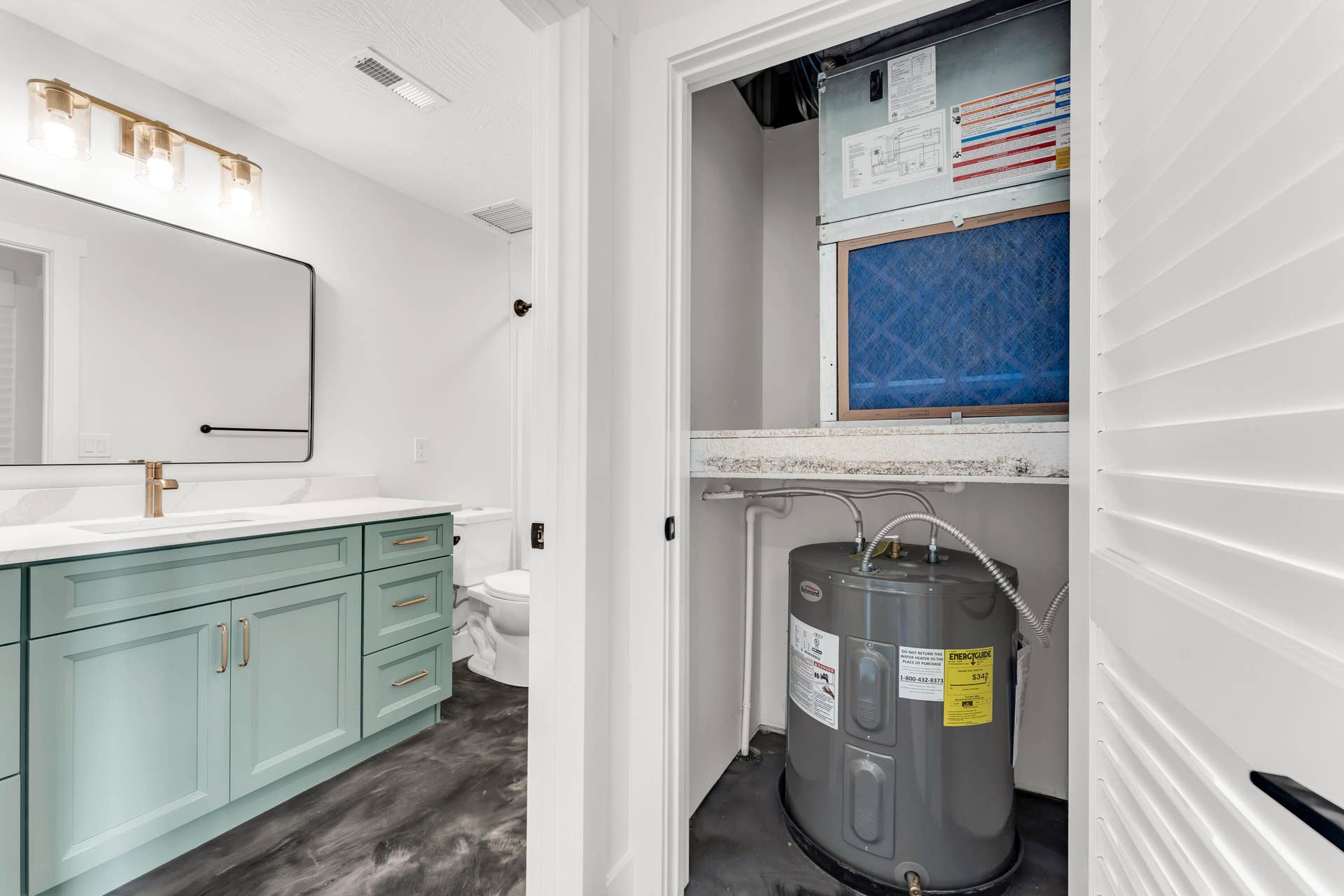 157 Rollin Pt, Branson West, MO 65737 Basement Bathroom