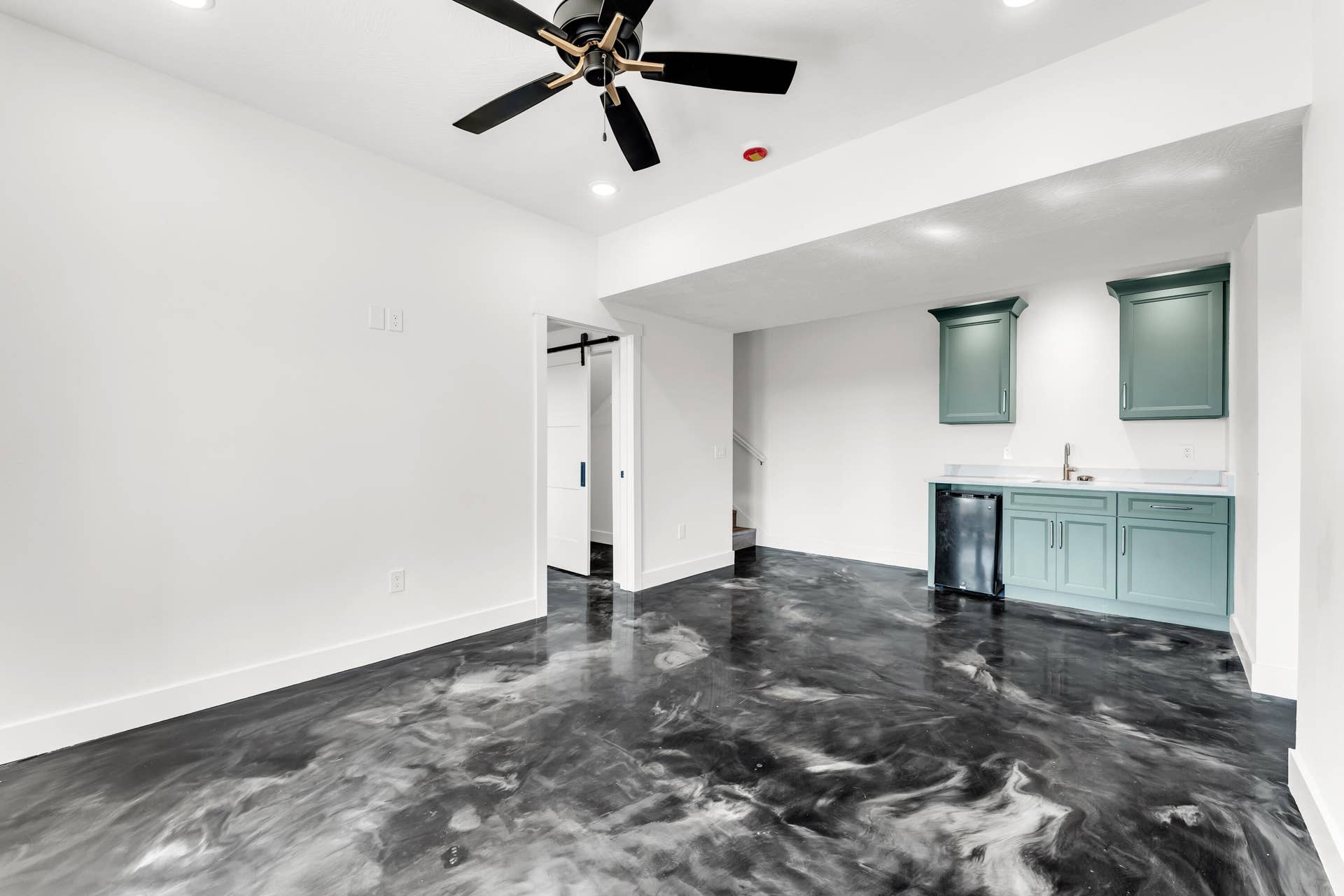157 Rollin Pt, Branson West, MO 65737 Basement