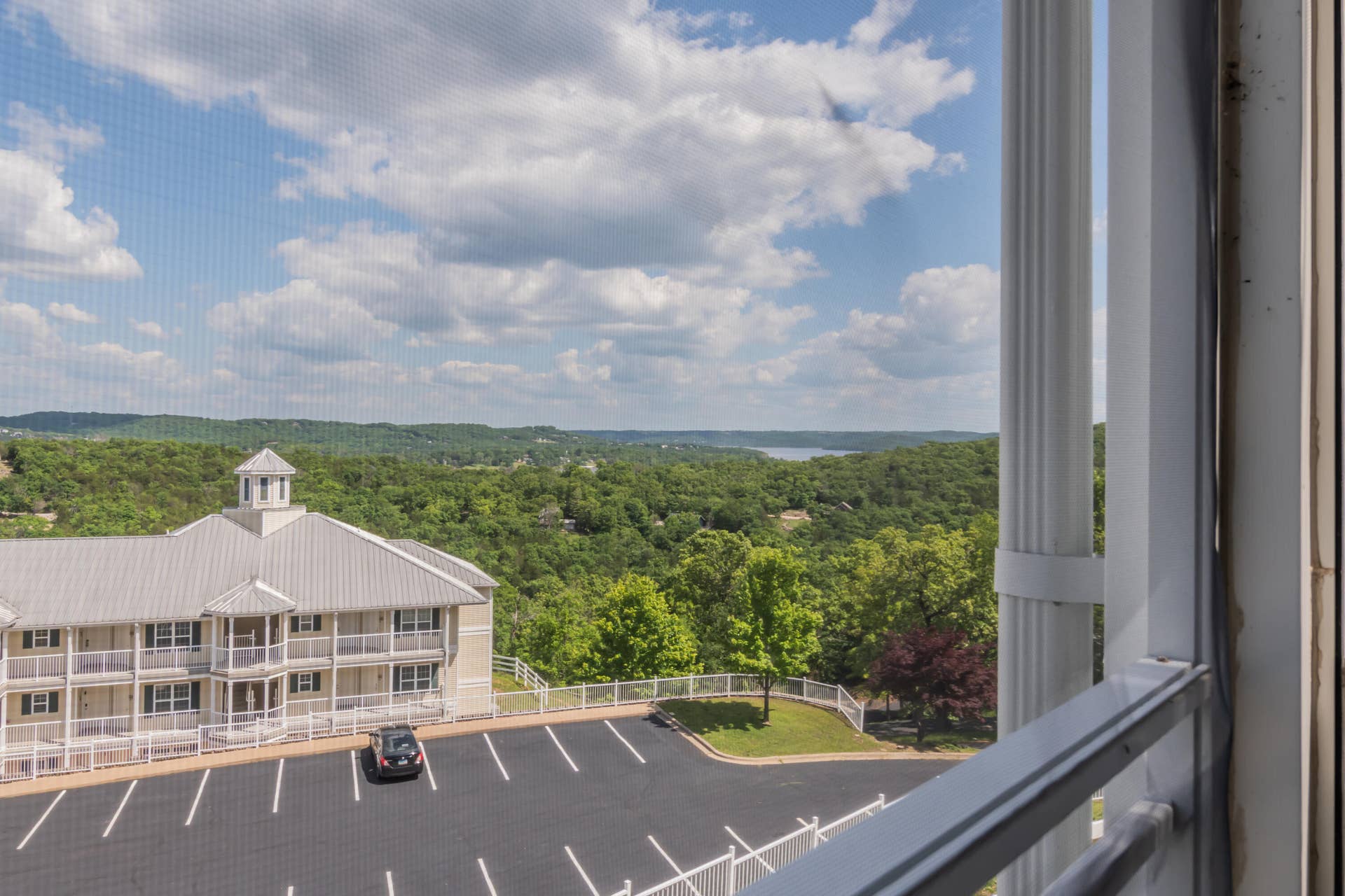 635 Ozark Mountain Resort Drive, #115, Kimberling City, MO 65686 635OzarkMountainResortDrUnitC115Kimberli