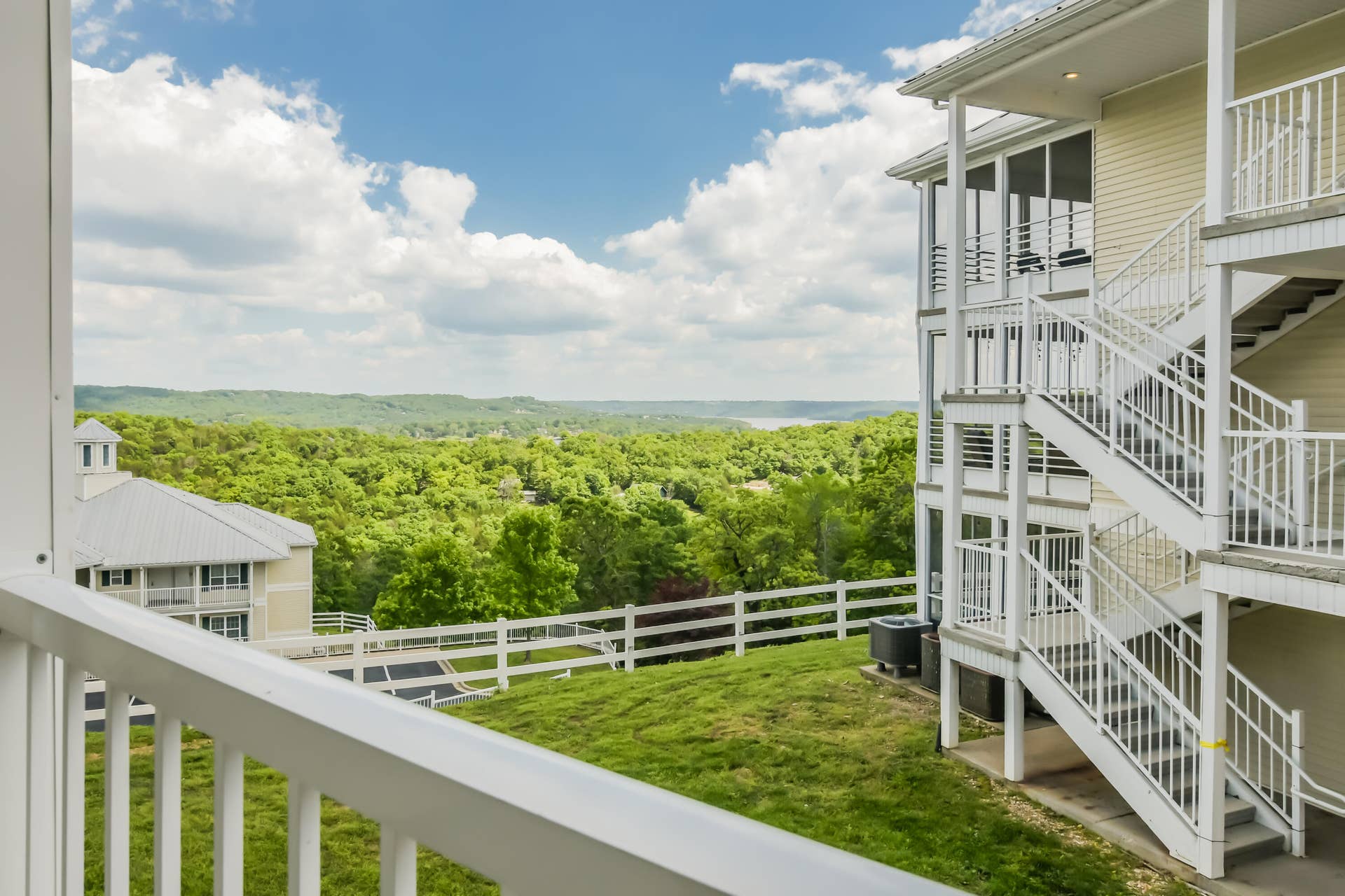 635 Ozark Mountain Resort Drive, #115, Kimberling City, MO 65686 635OzarkMountainResortDrUnitC115Kimberli