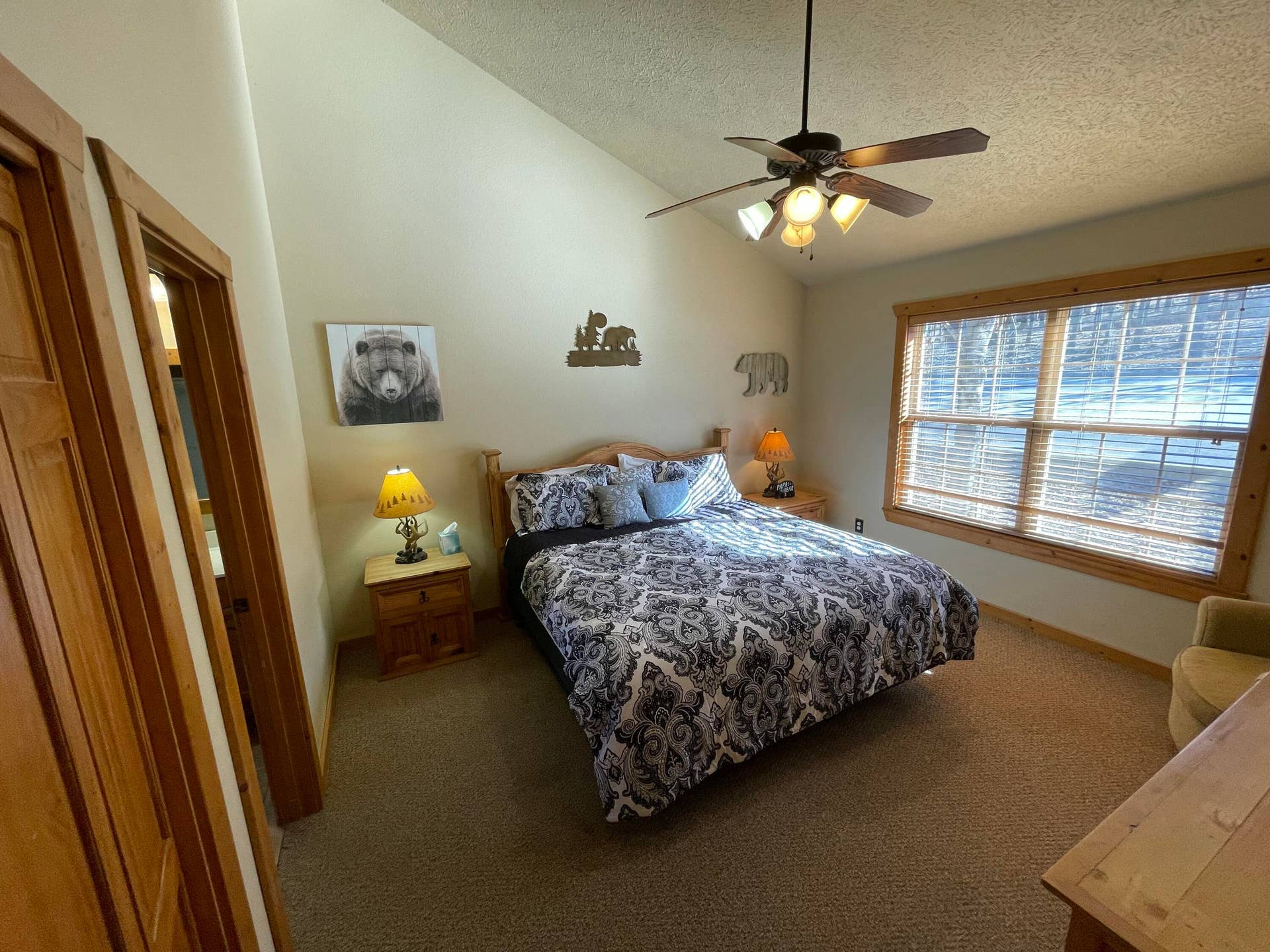 61 Bells Ave., Branson West, MO 65737 2nd Master