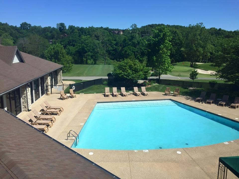61 Bells Ave., Branson West, MO 65737 1.8 Clubhouse Pool