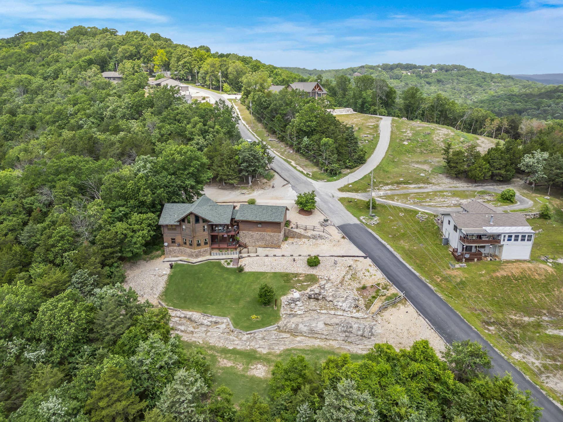 10 Baywood Circle, Branson West, MO 65737 39-web-or-mls-DJI_0636