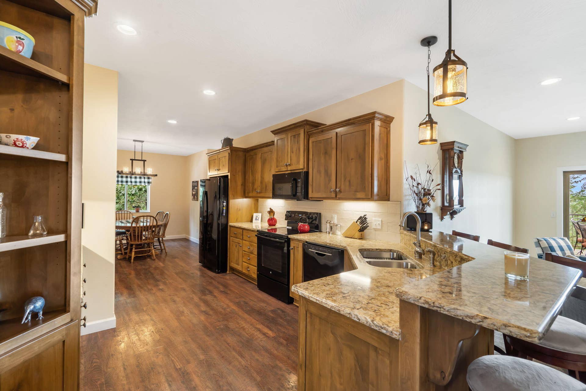 64 Ridgemont Circle, Branson West, MO 65737 8-web-or-mls-DSC02060