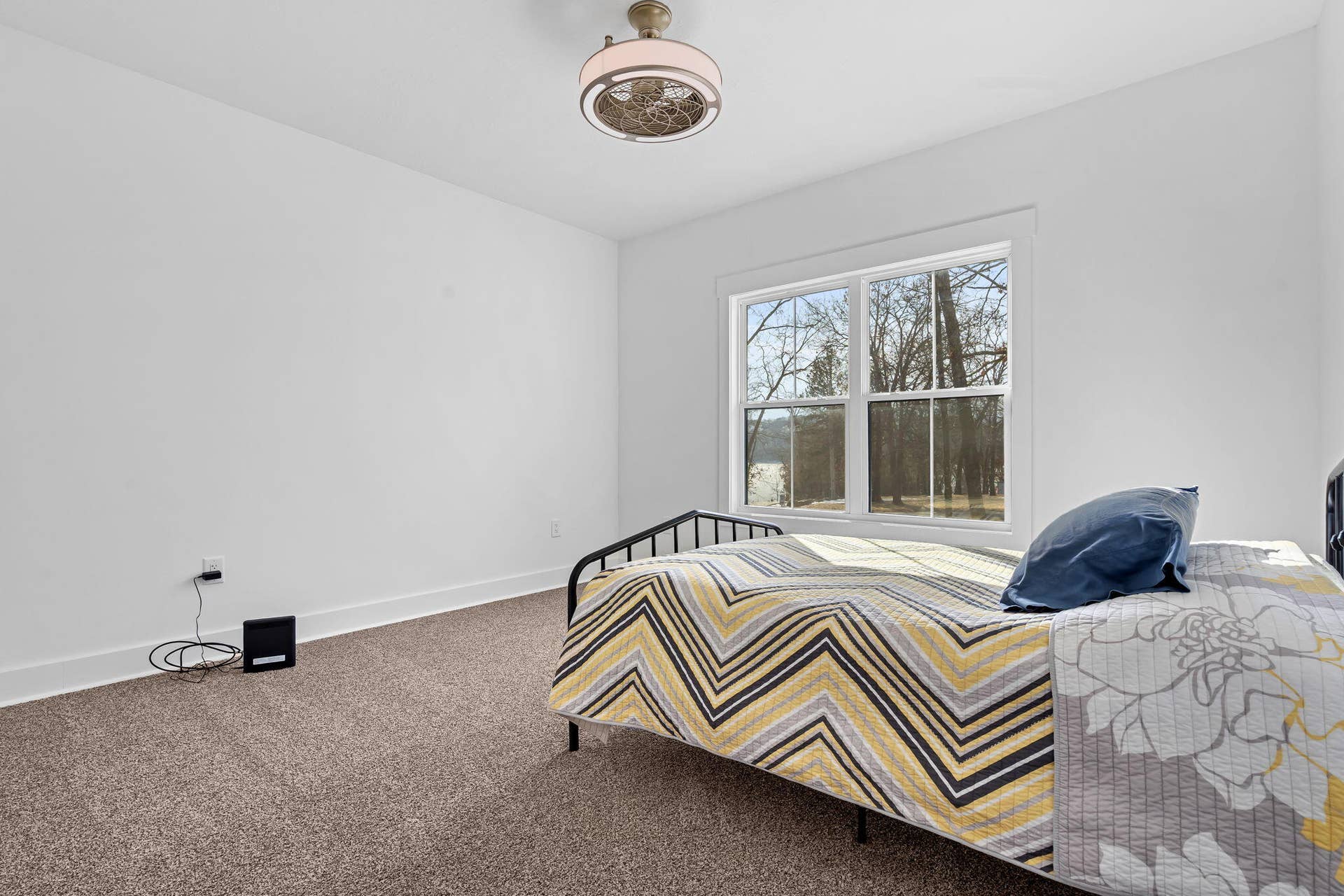 789-Breezy-Pt-Bedroom-Three