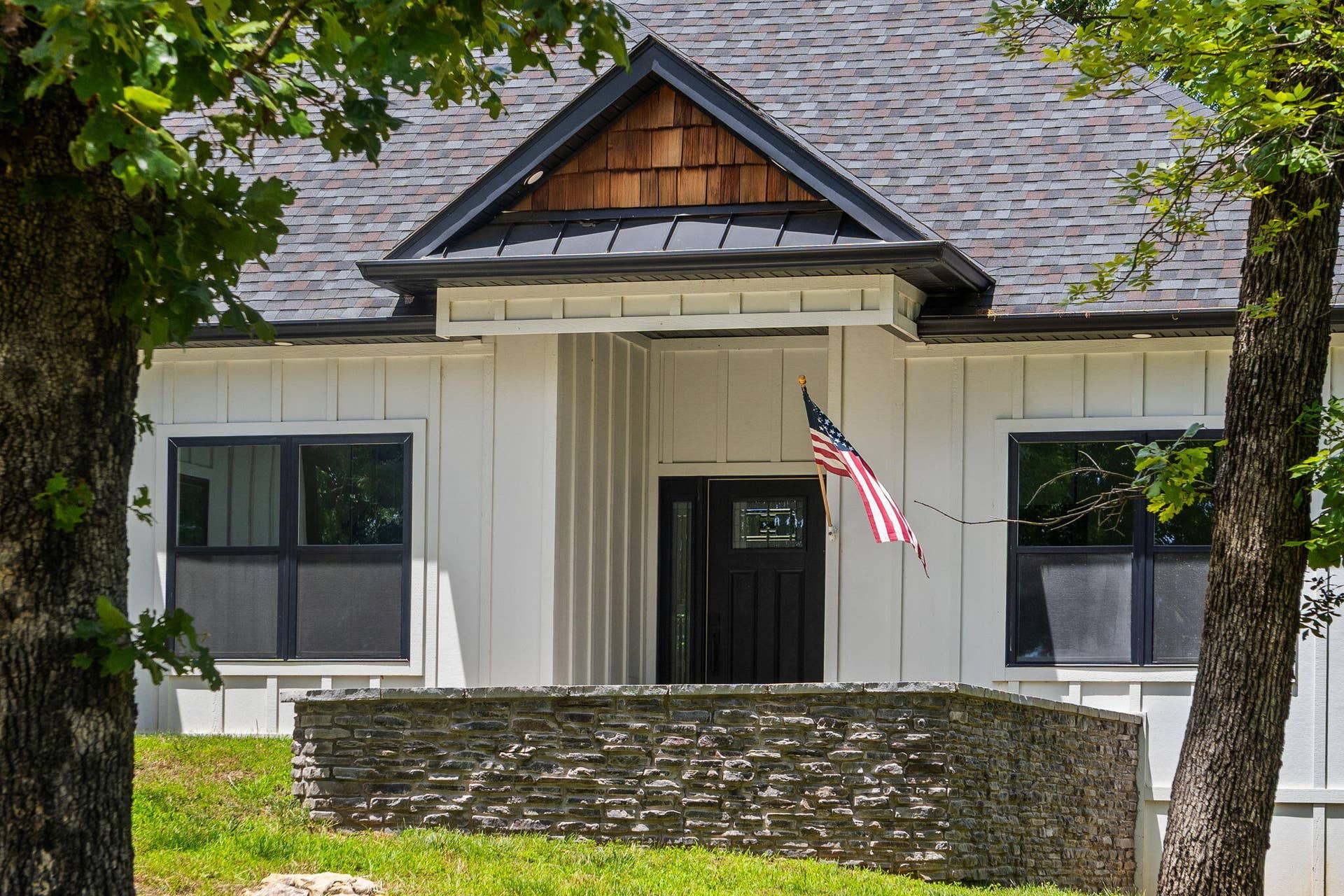 789-Breezy-Pt-Home-Sweet-Home