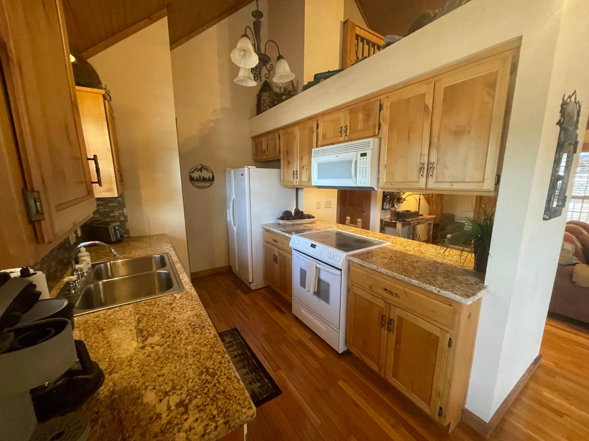 101 Lost Creek Circle, #5, Branson West, MO 65737 Beautiful Granite Counters