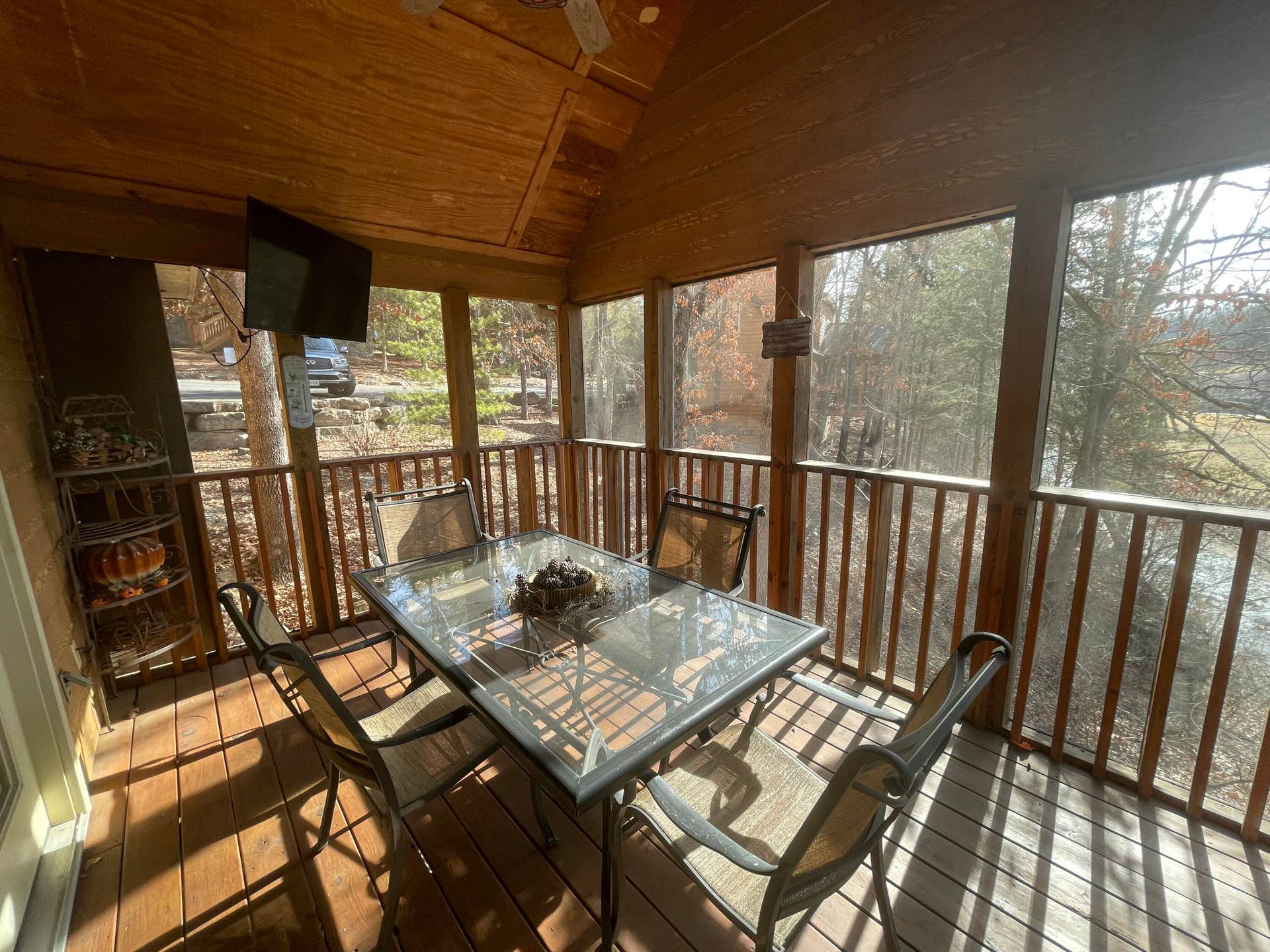 101 Lost Creek Circle, #5, Branson West, MO 65737 Screened Porch