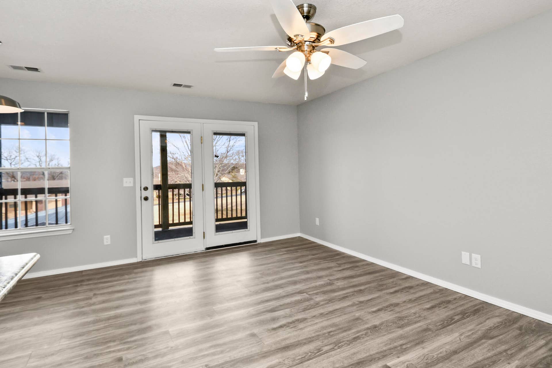 110 Kimberling Shores Lane, #6, Kimberling City, MO 65686 Living