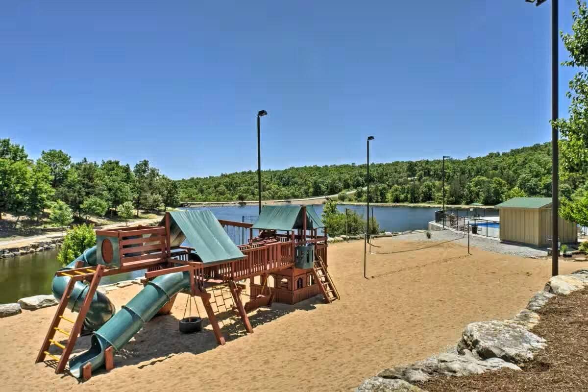 1001 Golf Drive, #14, Branson West, MO 65737 19