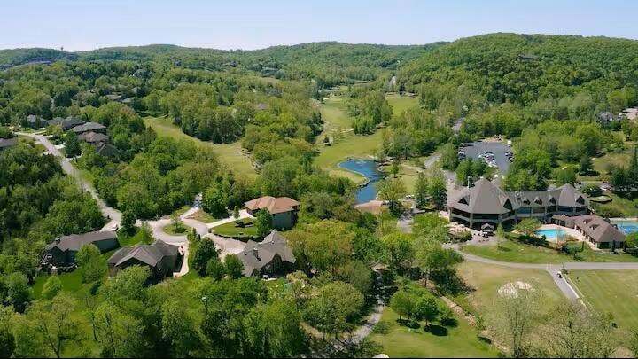 1001 Golf Drive, #14, Branson West, MO 65737 23