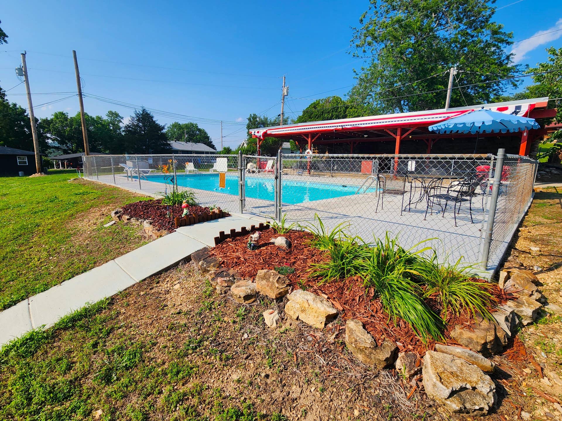 98 Holiday Hideaway Court, #1 & 2, Kimberling City, MO 65686 HH Pool Planters